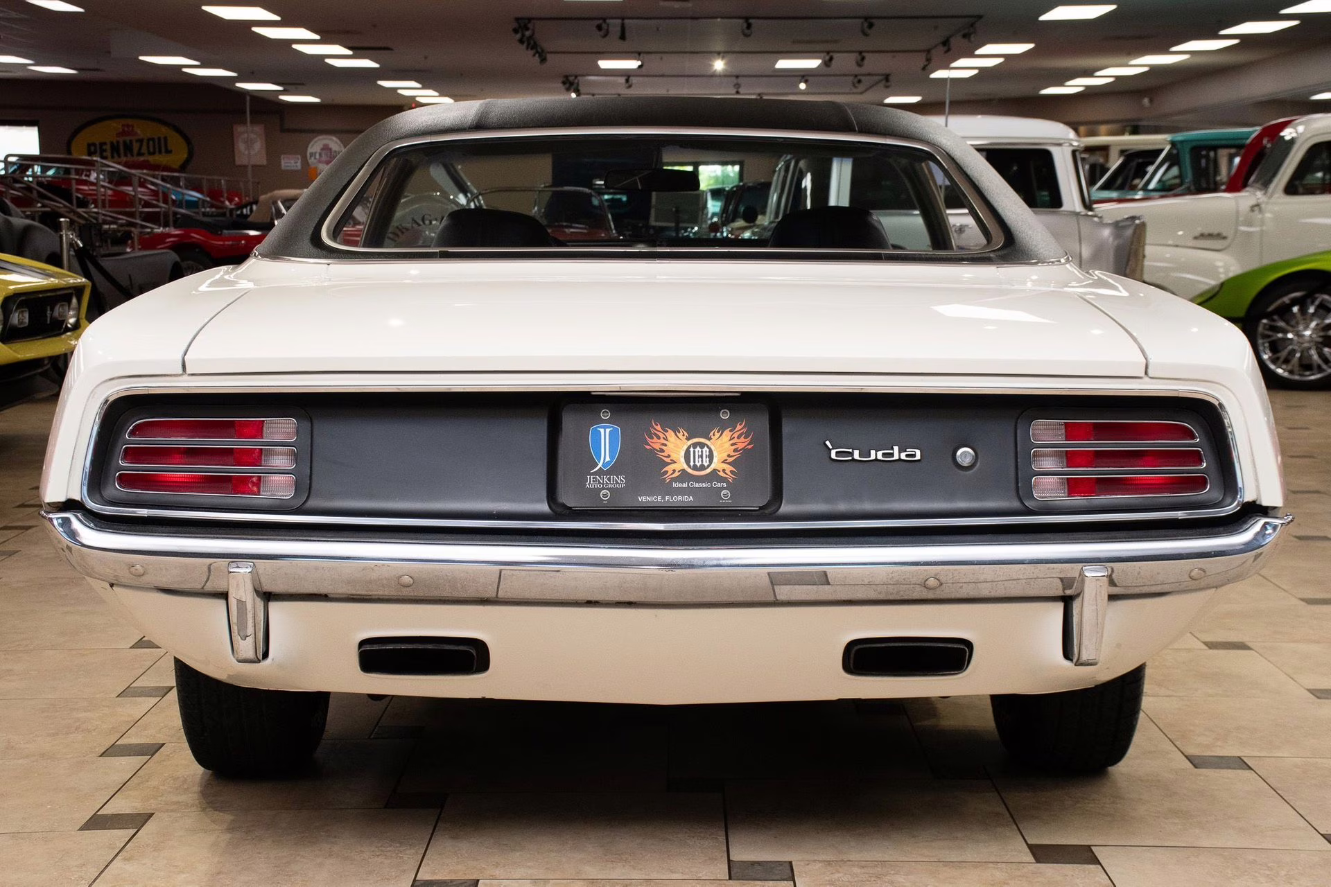1970 Alpine White Plymouth 'Cuda