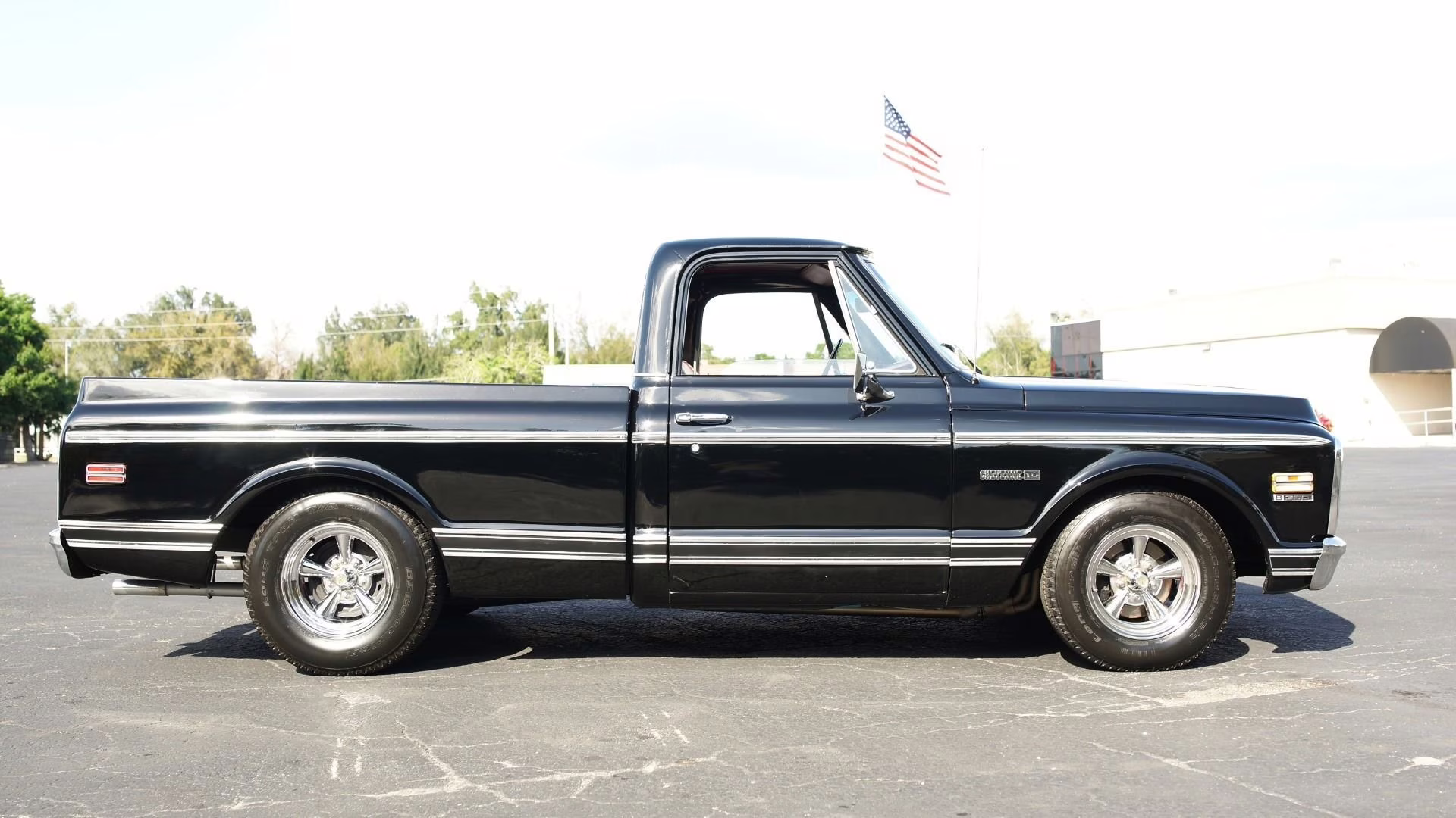 1972 Black Chevrolet Cheyenne Super 10