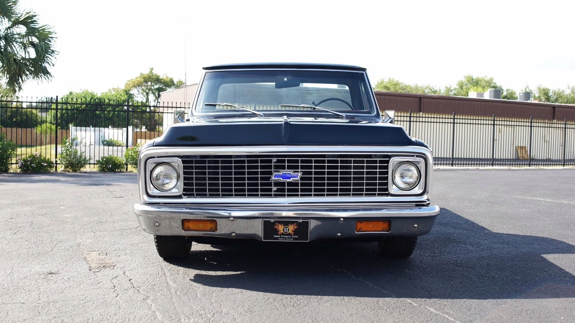 1972 Black Chevrolet Cheyenne Super 10