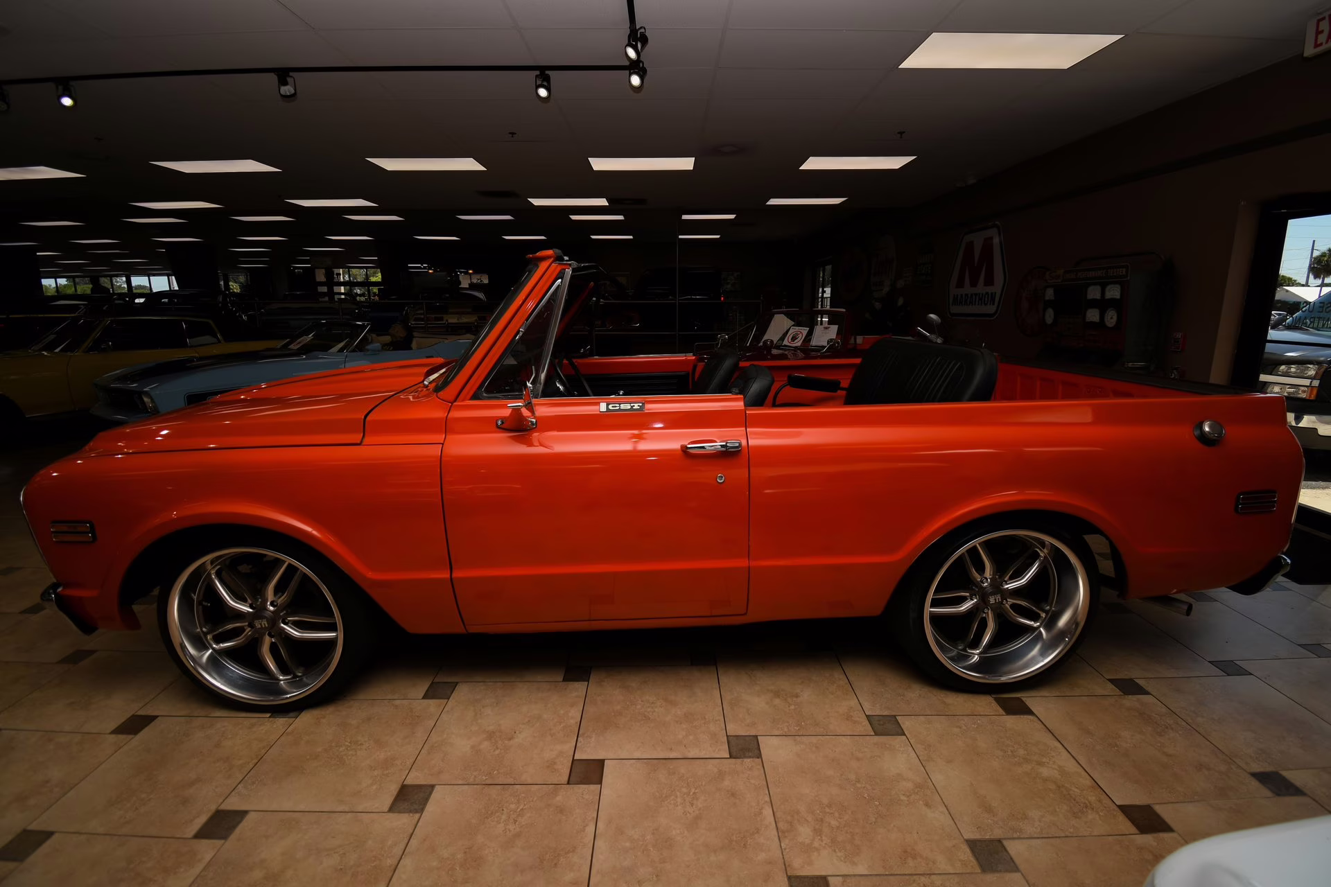 1972 Orange &amp; White Chevrolet C5 Blazer