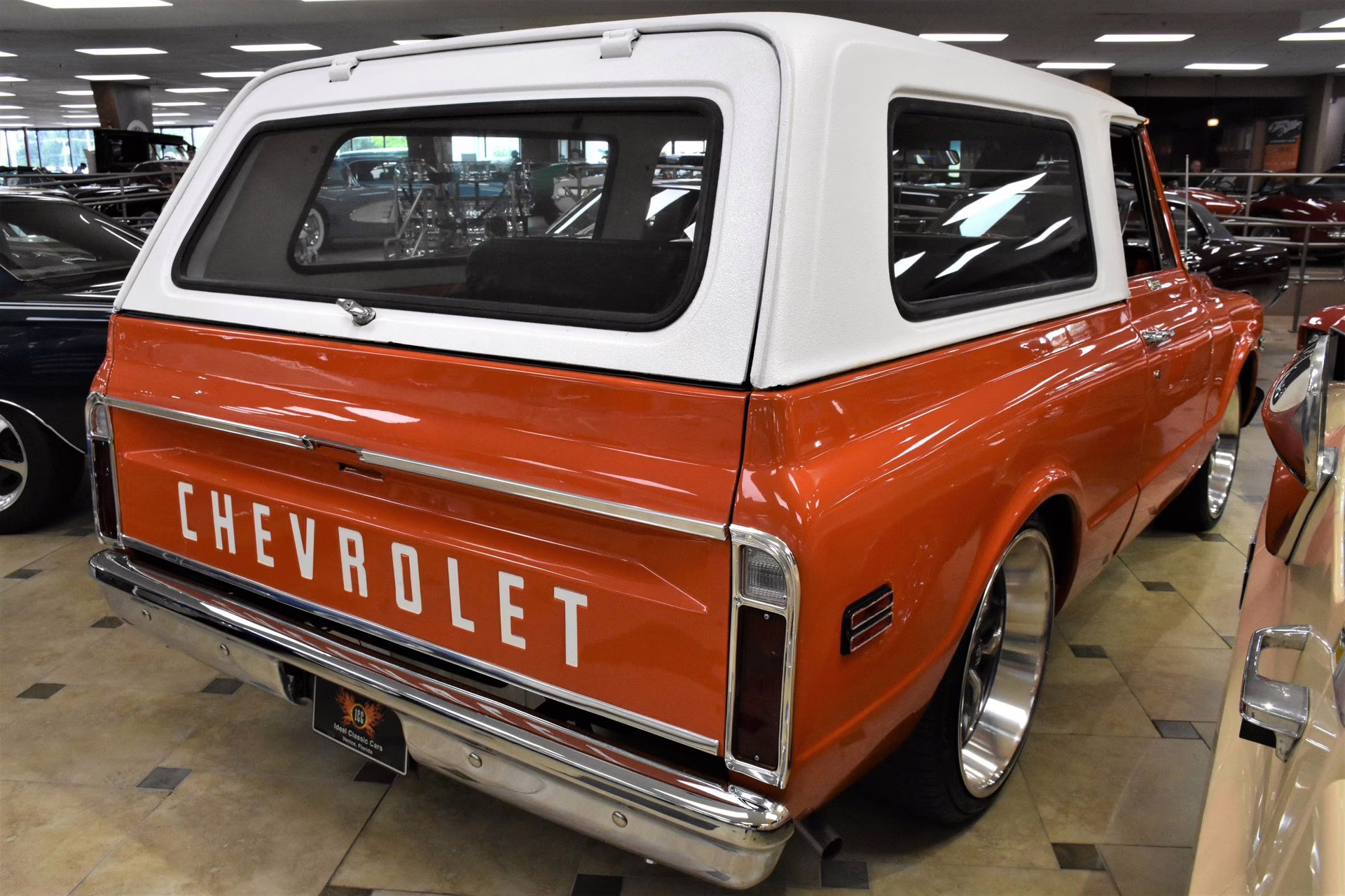 1972 Orange &amp; White Chevrolet C5 Blazer