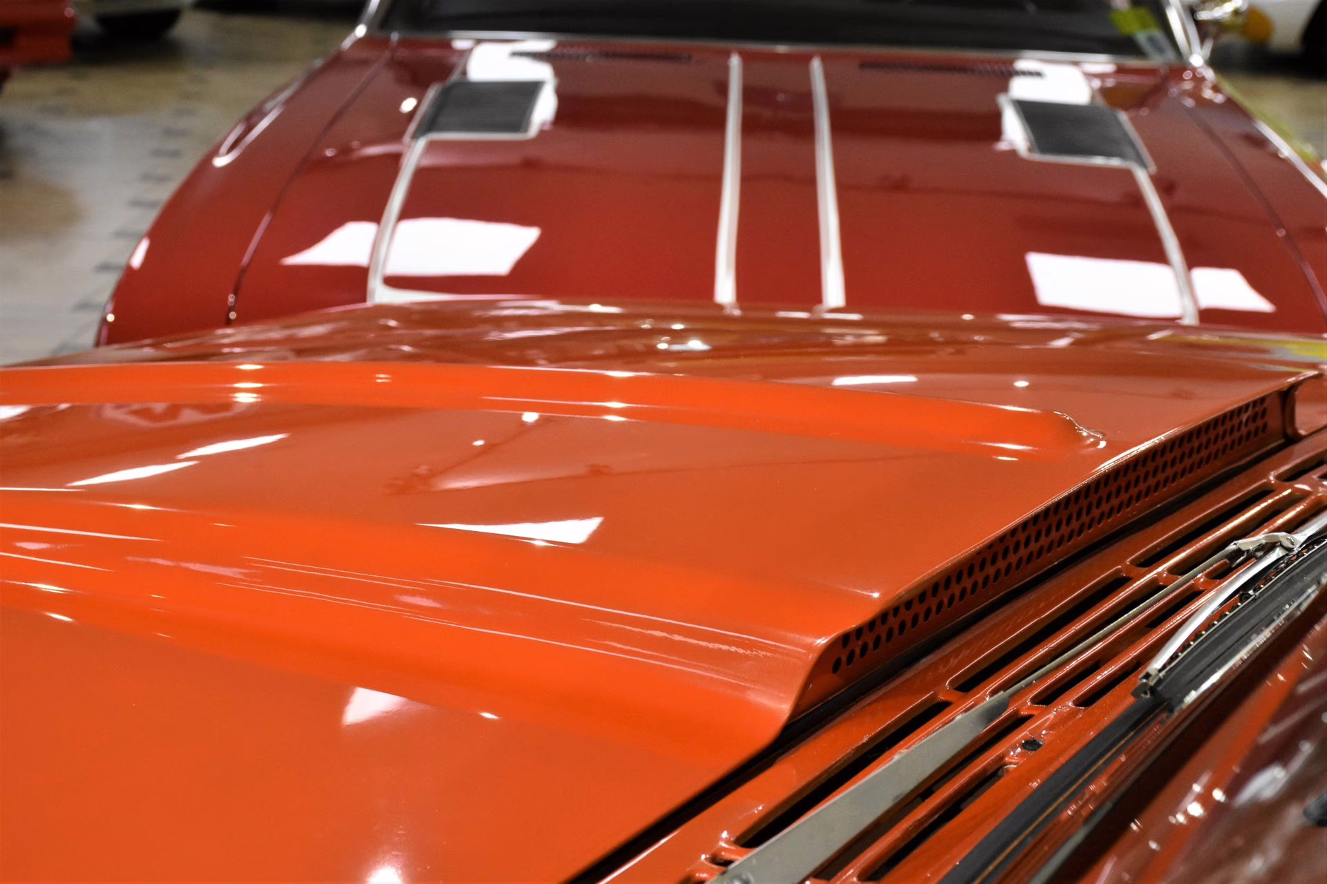 1972 Orange &amp; White Chevrolet C5 Blazer