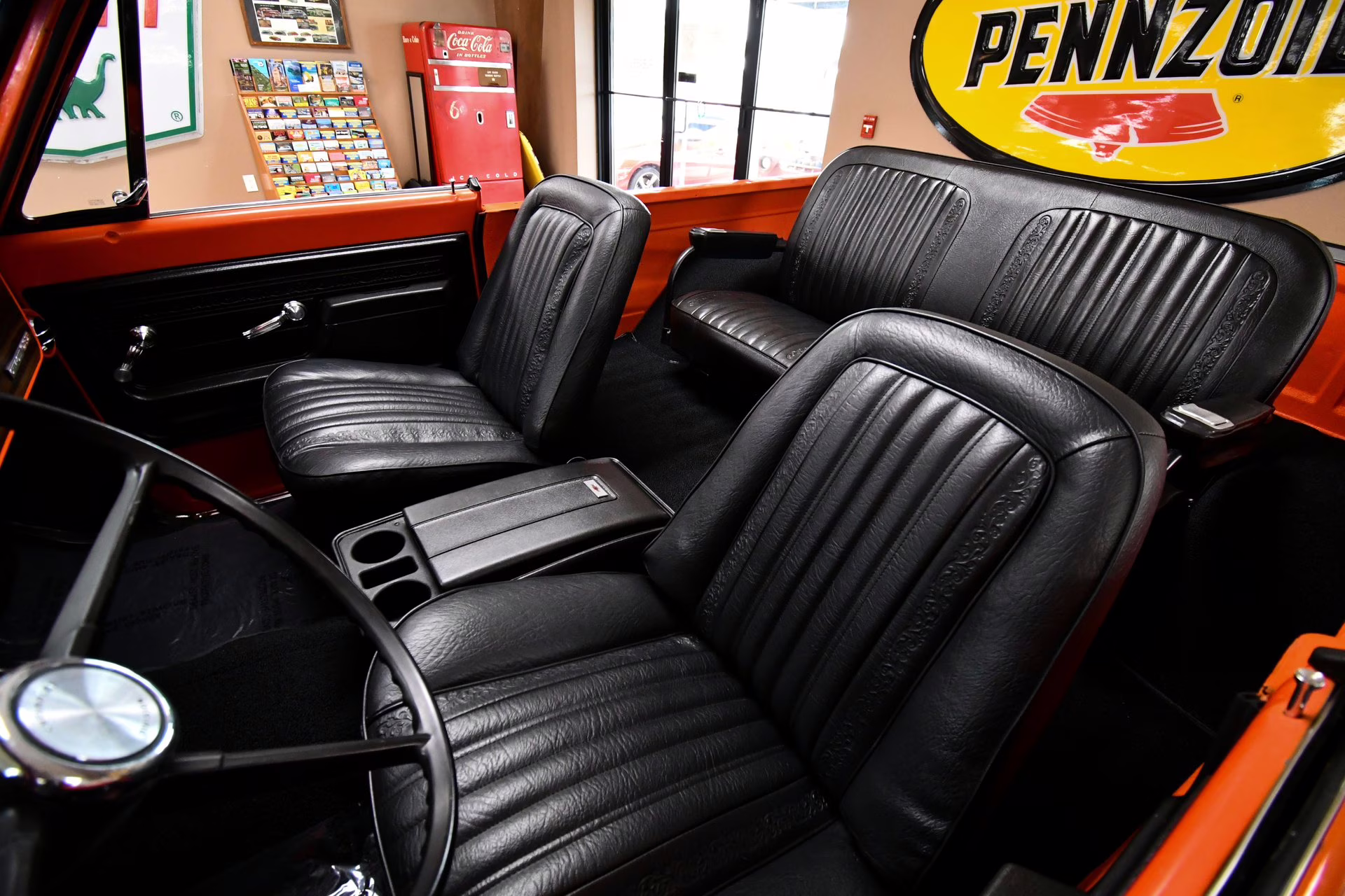 1972 Orange &amp; White Chevrolet C5 Blazer