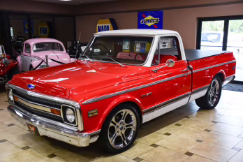 1970 Red Chevrolet CST/10