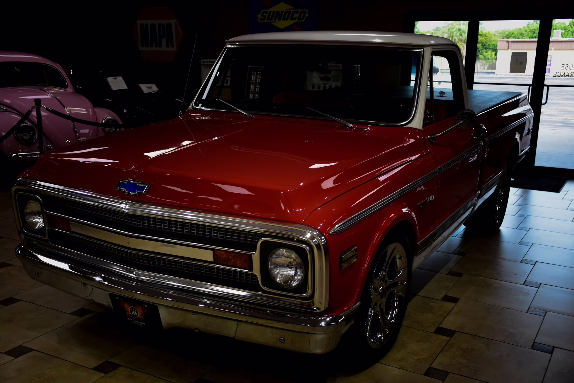 1970 Red Chevrolet CST/10
