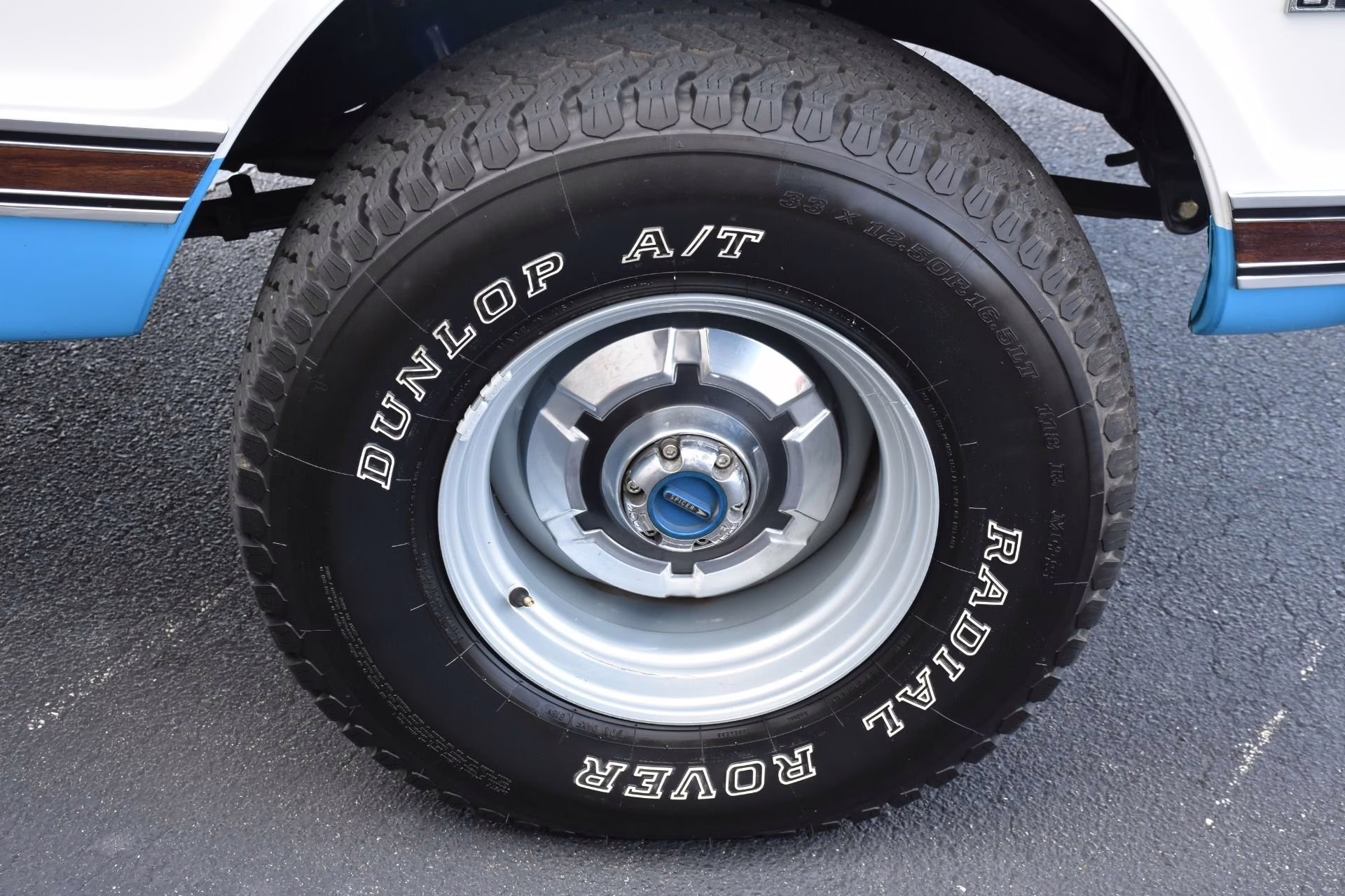 1972 Blue and White Chevrolet 4x4 K20