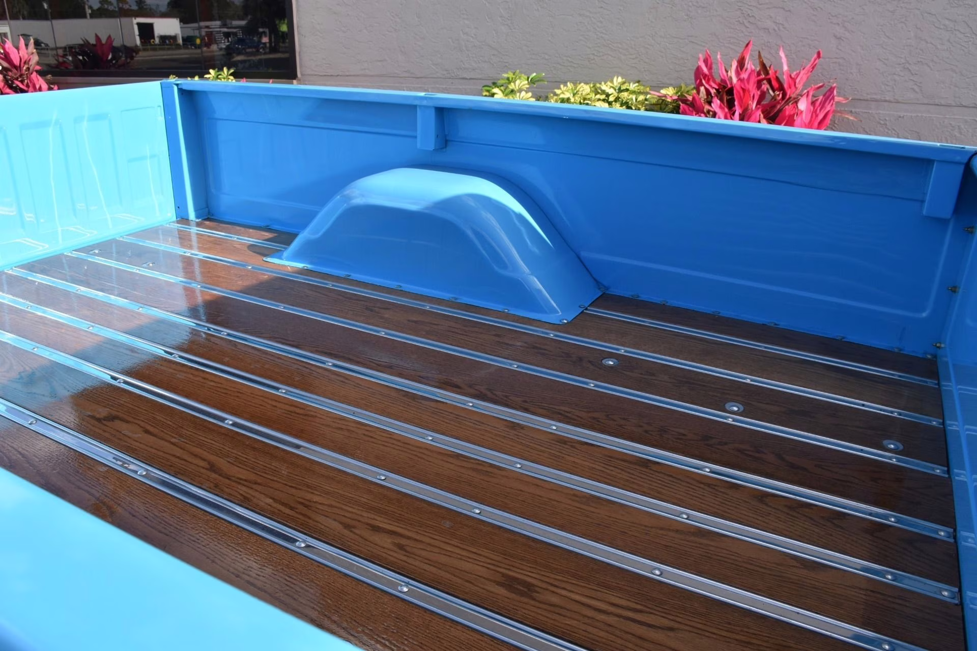 1972 Blue and White Chevrolet 4x4 K20