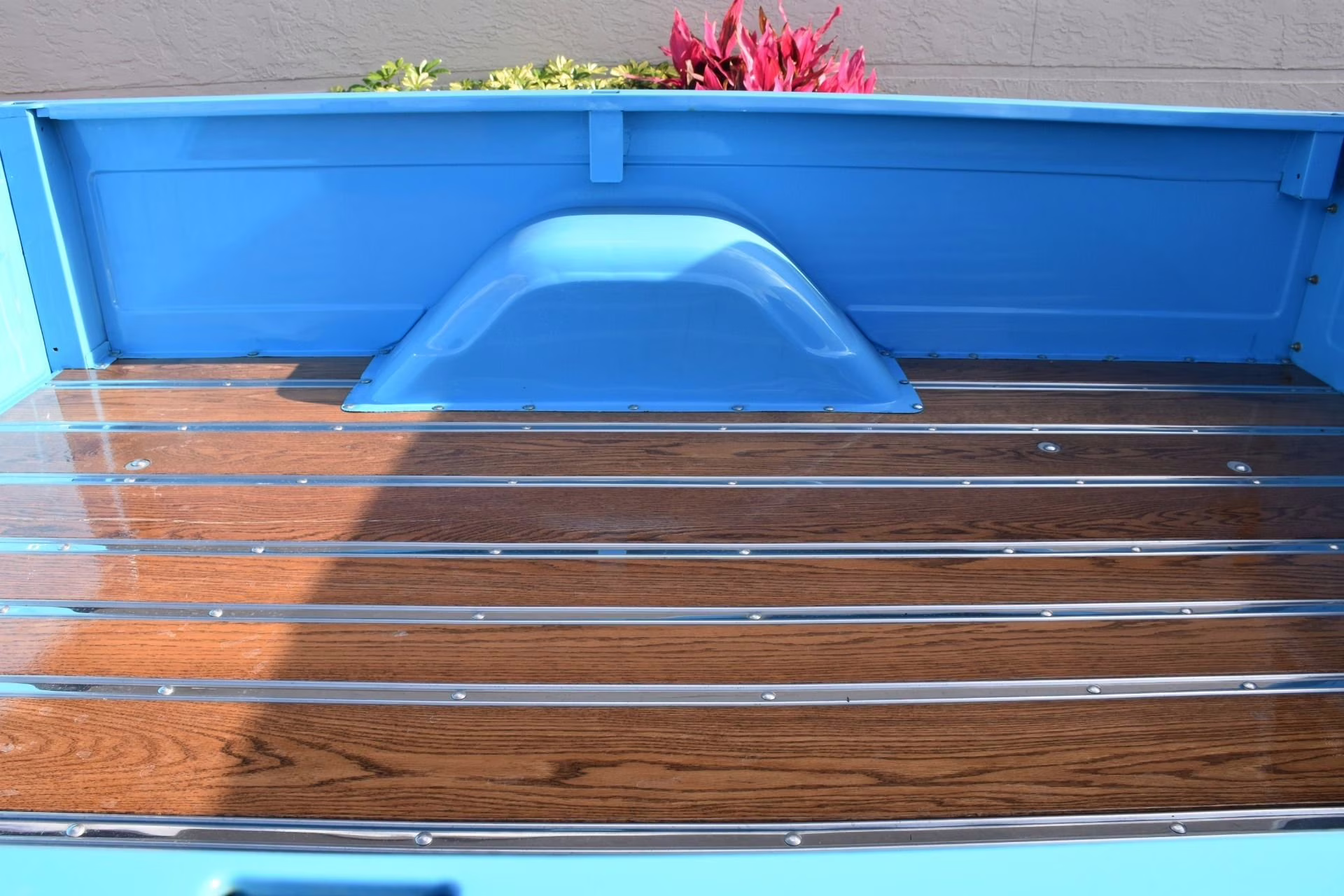 1972 Blue and White Chevrolet 4x4 K20