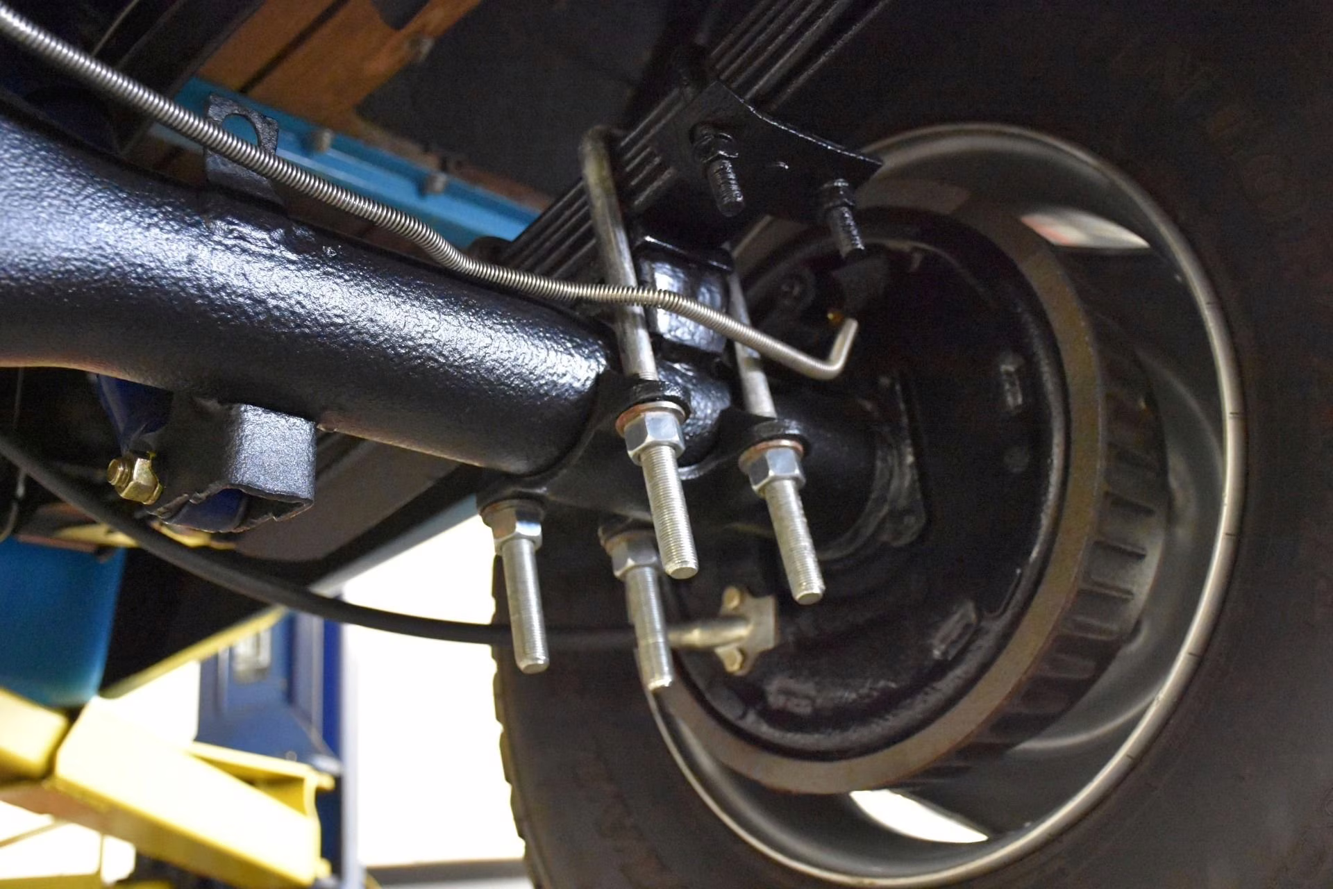 1972 Blue and White Chevrolet 4x4 K20