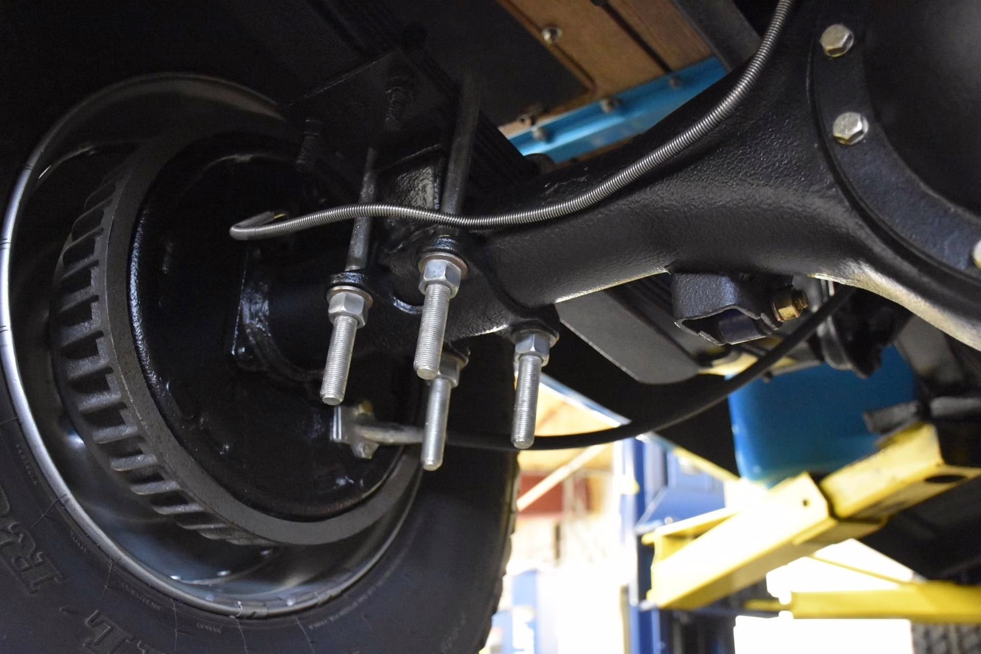 1972 Blue and White Chevrolet 4x4 K20