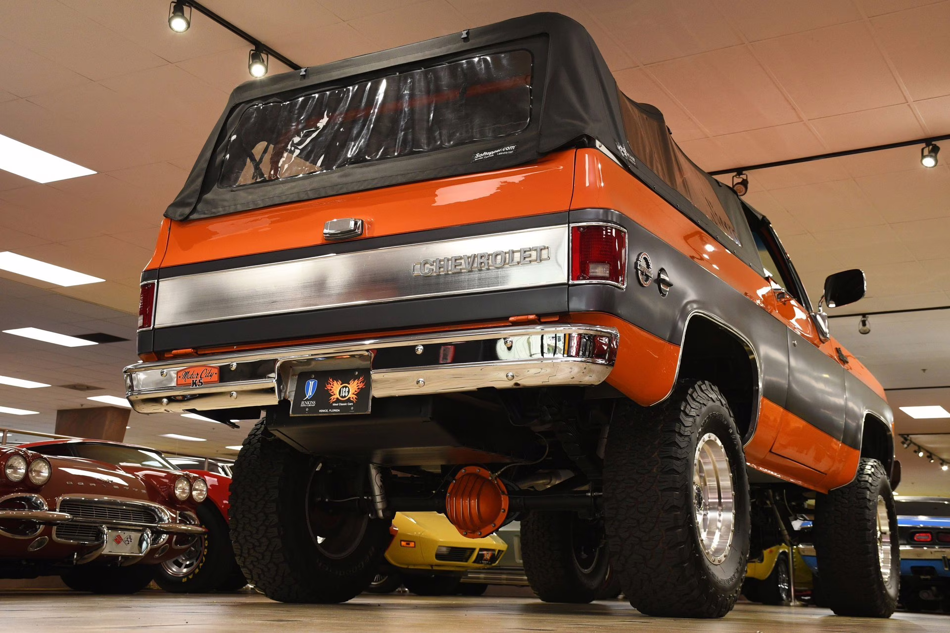1973 Orange/Gray Chevrolet K-5