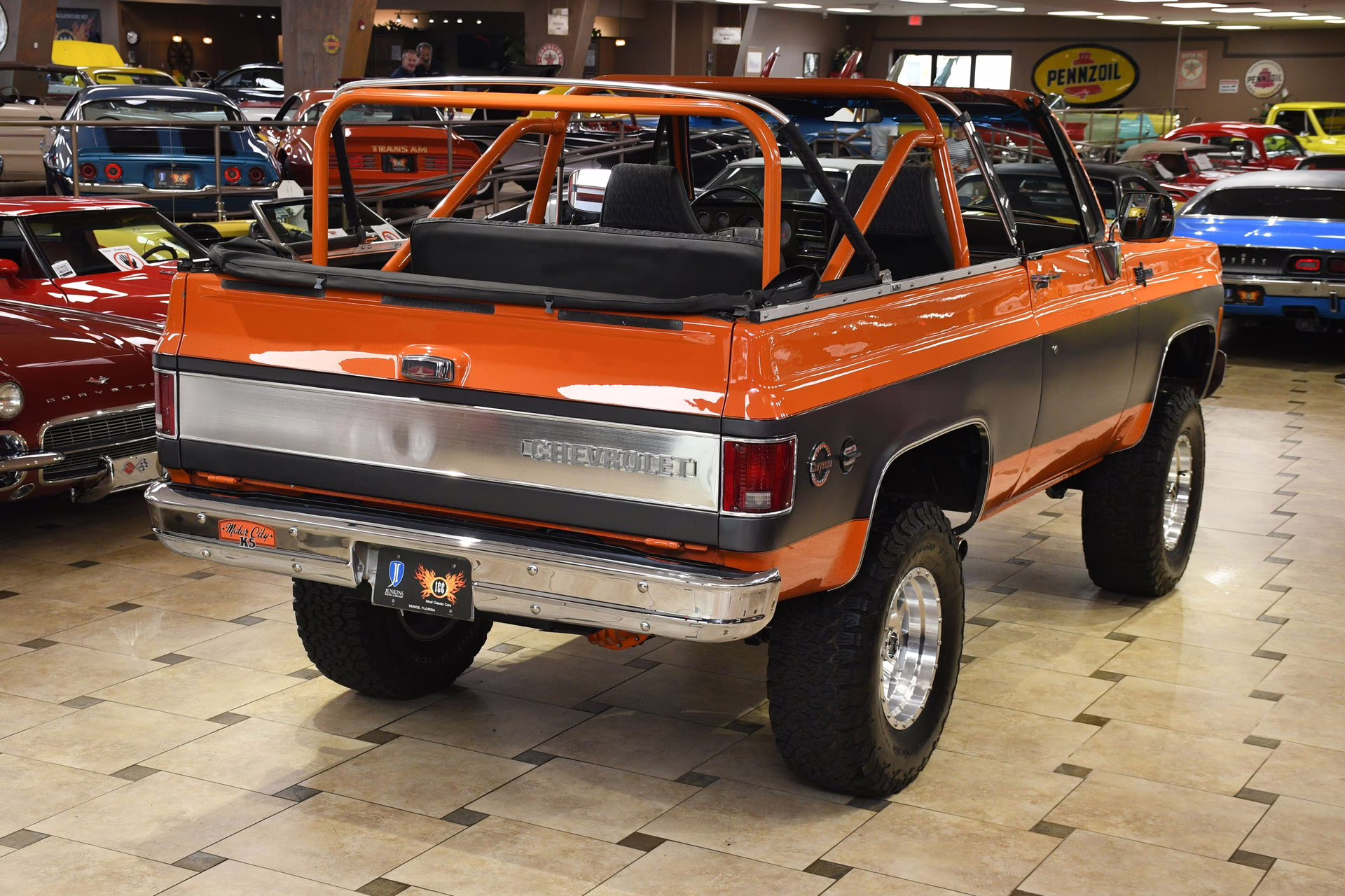 1973 Orange/Gray Chevrolet K-5