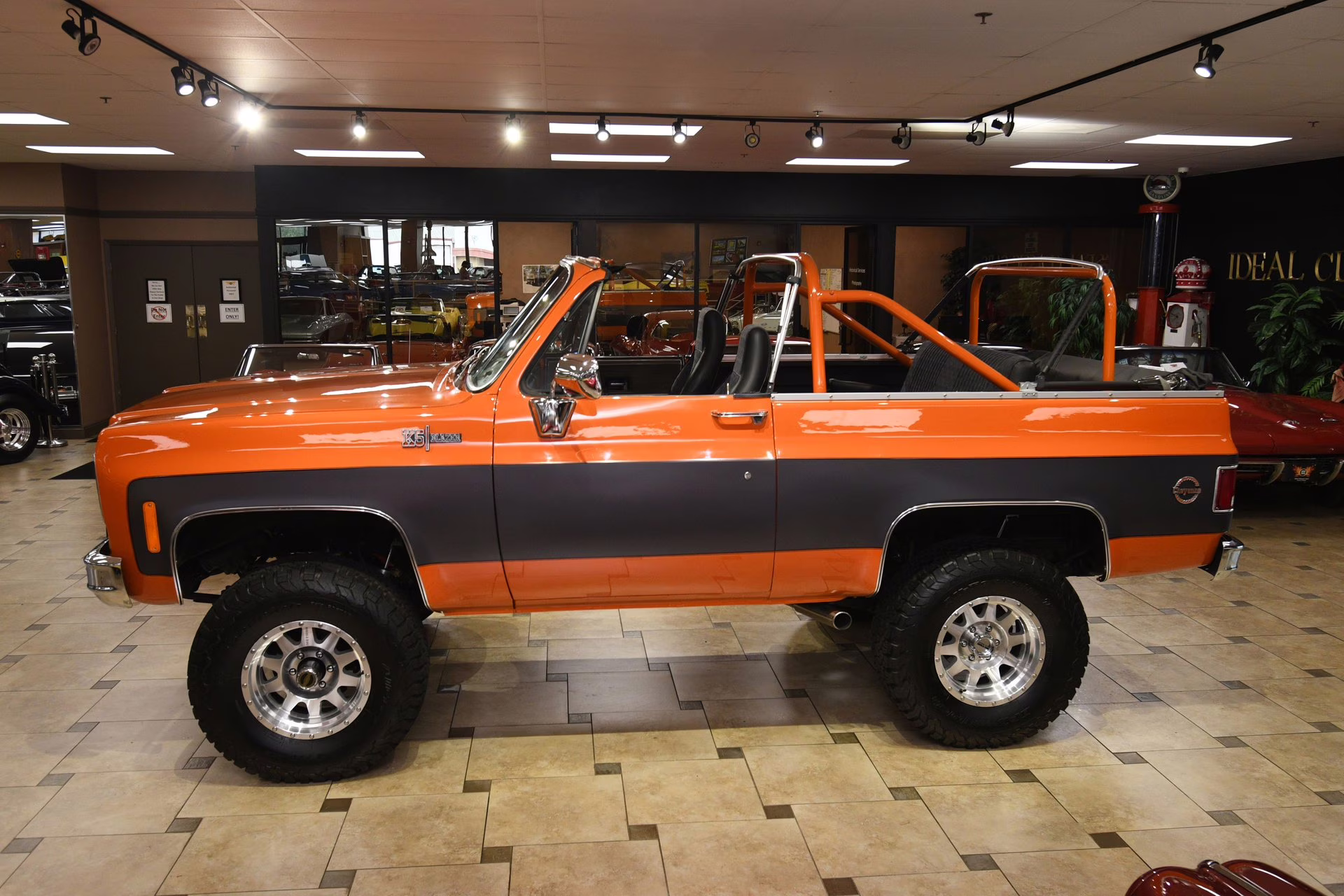 1973 Orange/Gray Chevrolet K-5