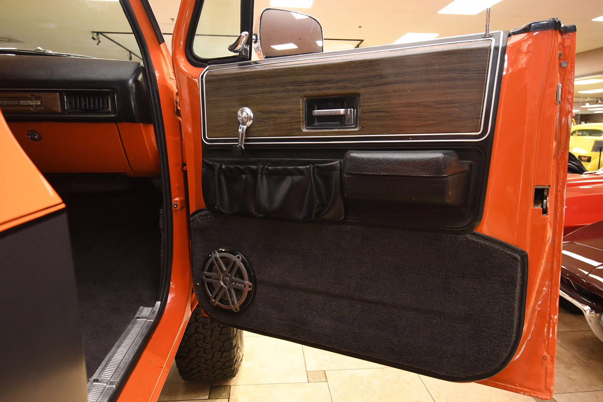 1973 Orange/Gray Chevrolet K-5