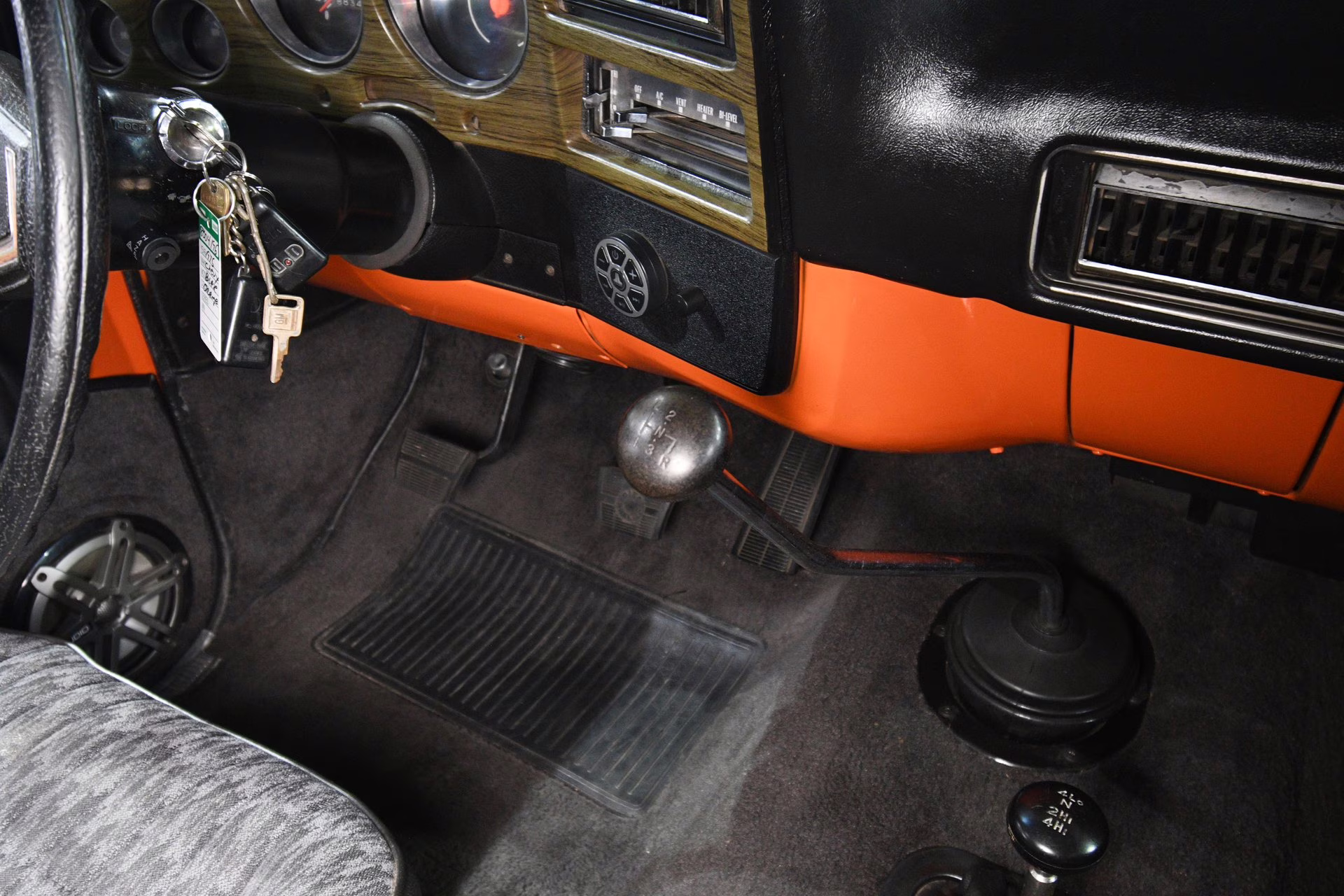 1973 Orange/Gray Chevrolet K-5