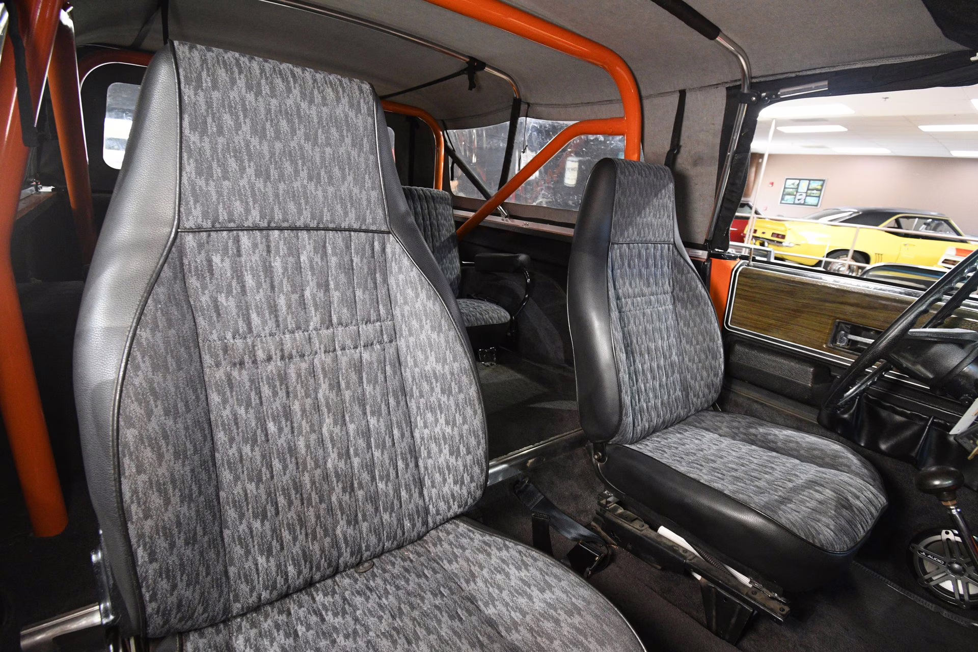 1973 Orange/Gray Chevrolet K-5