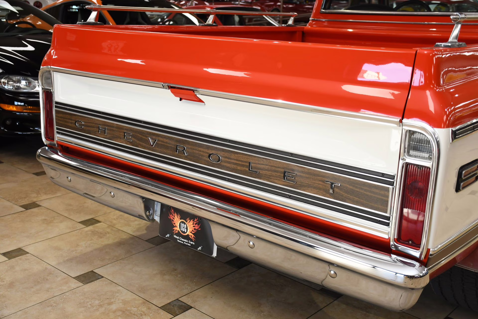 1970 Orange/White Chevrolet C/10
