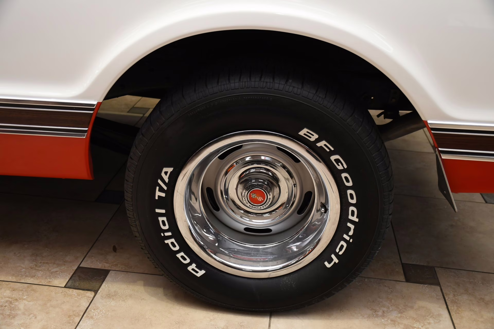 1970 Orange/White Chevrolet C/10