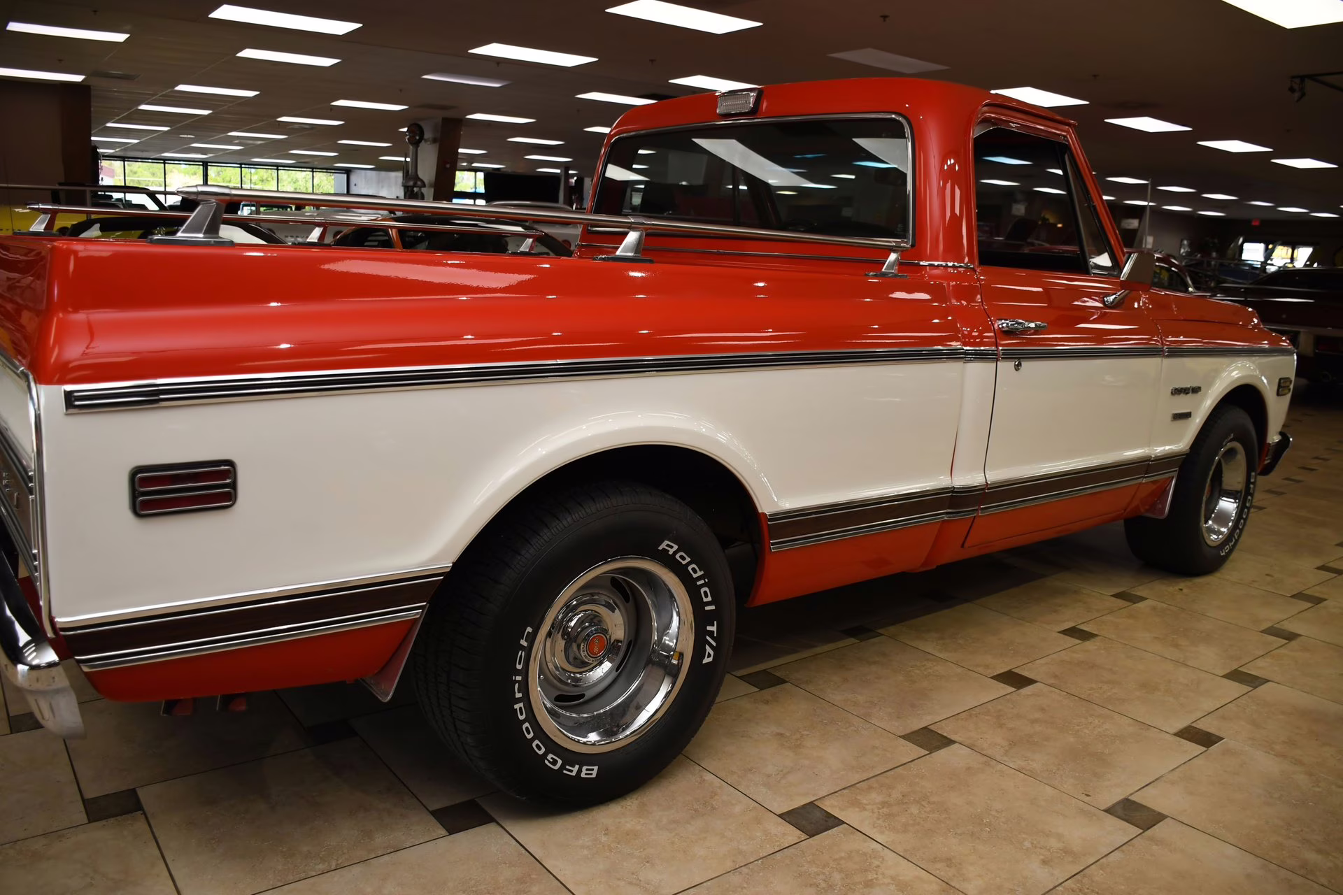 1970 Orange/White Chevrolet C/10