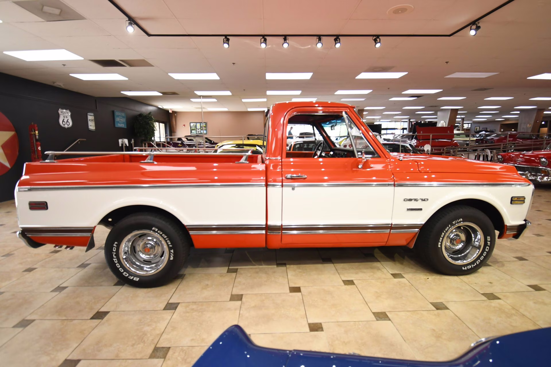 1970 Orange/White Chevrolet C/10