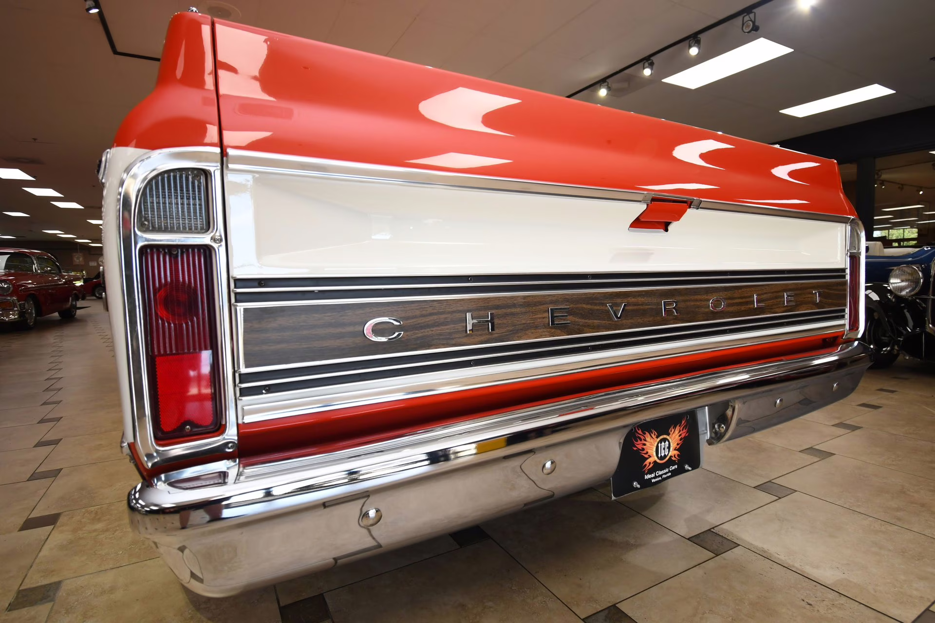 1970 Orange/White Chevrolet C/10
