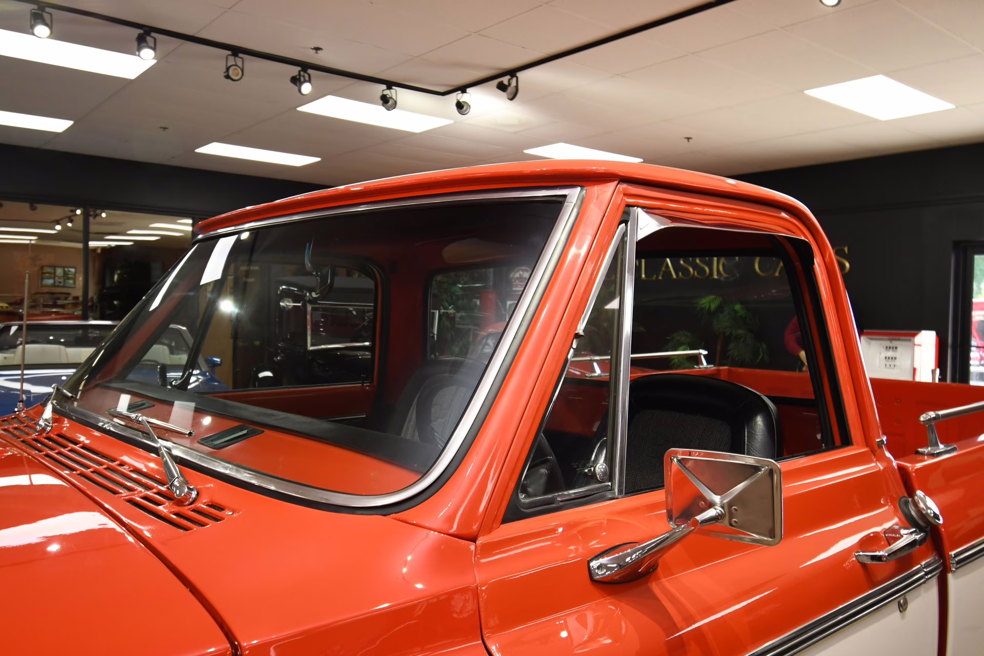 1970 Orange/White Chevrolet C/10