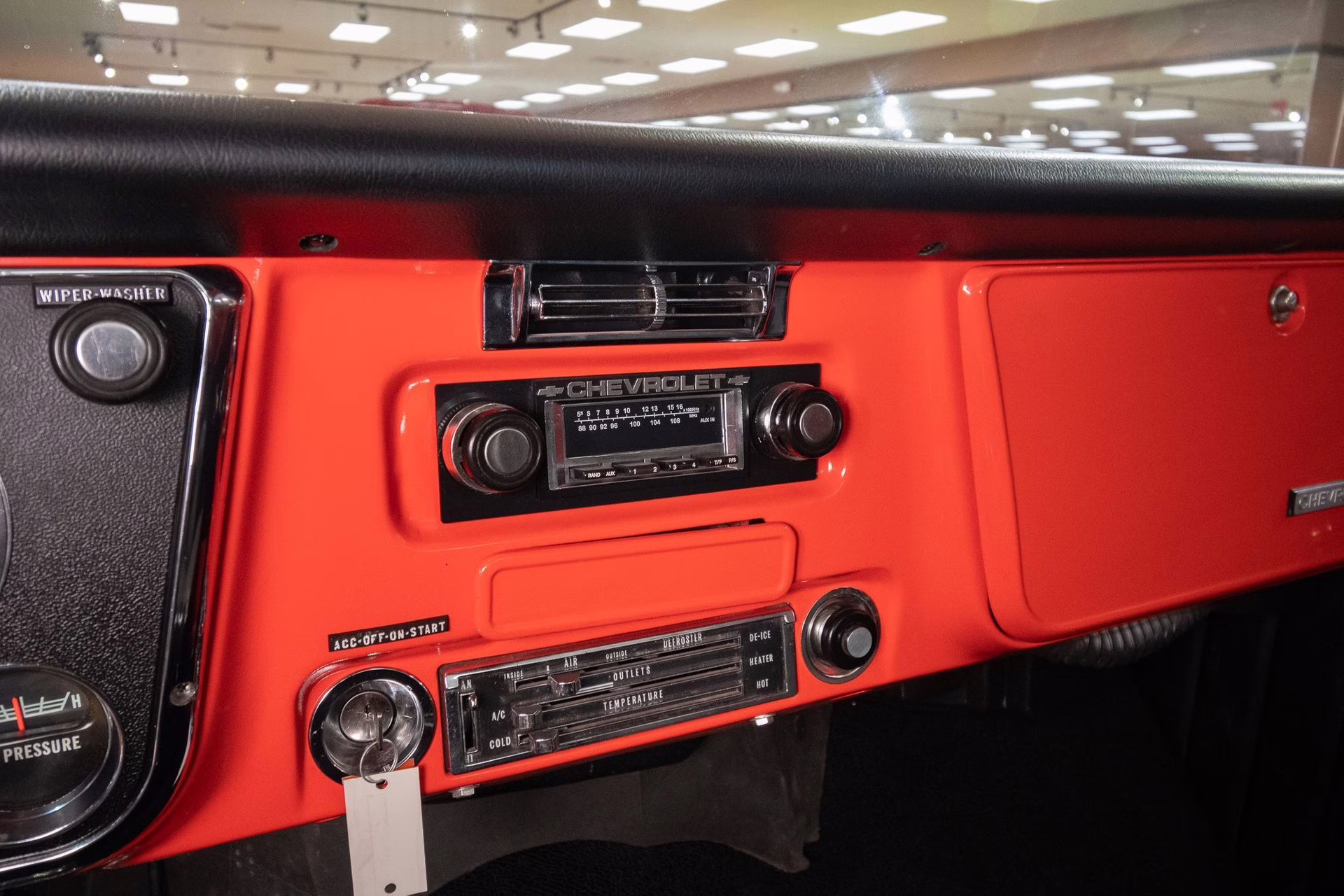 1970 Orange/White Chevrolet C/10