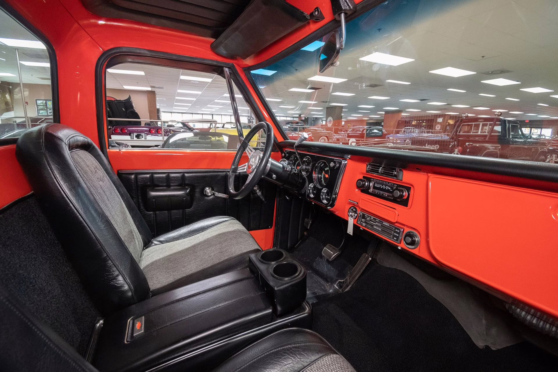 1970 Orange/White Chevrolet C/10