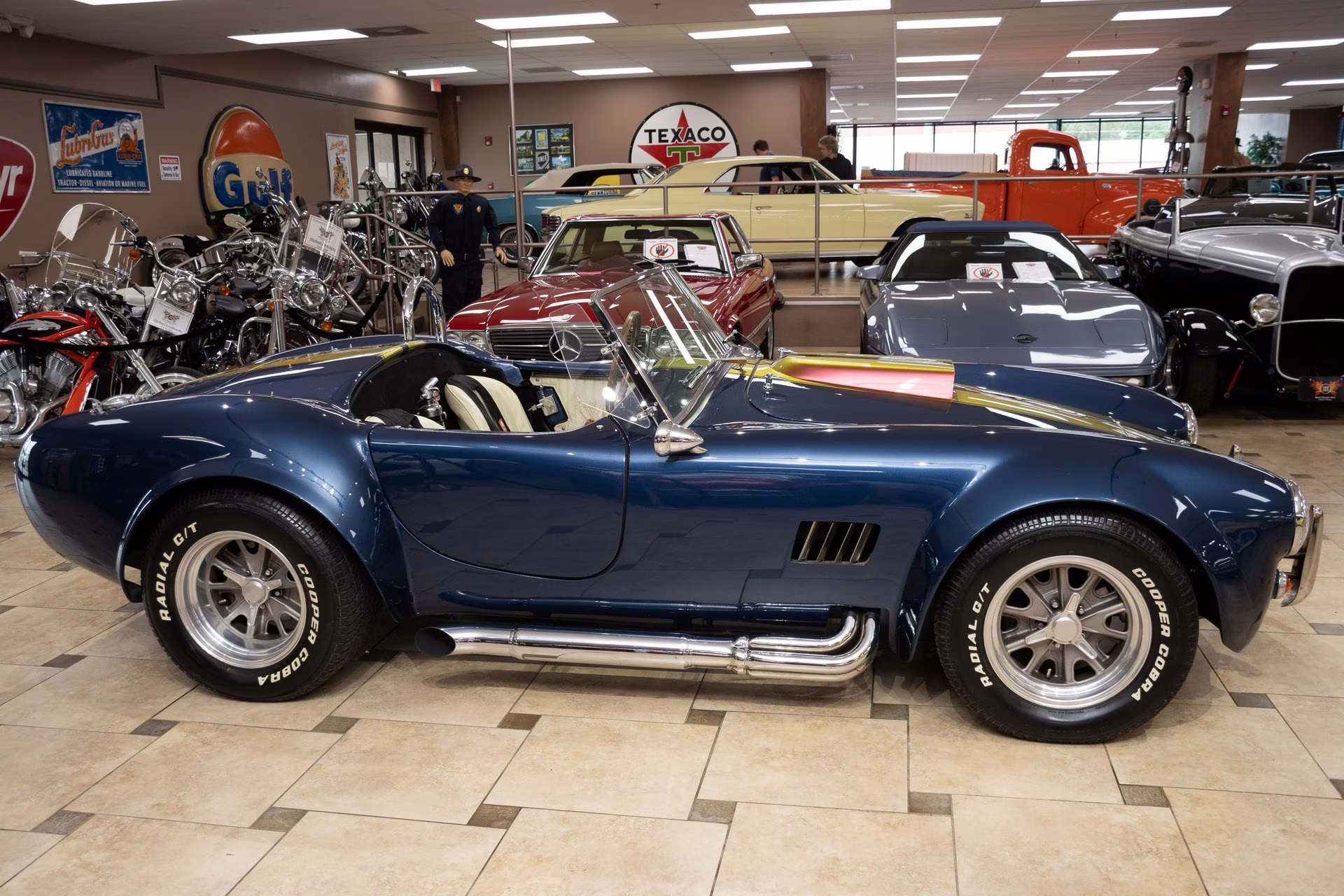 1967 Dark Blue Met. Shelby Cobra