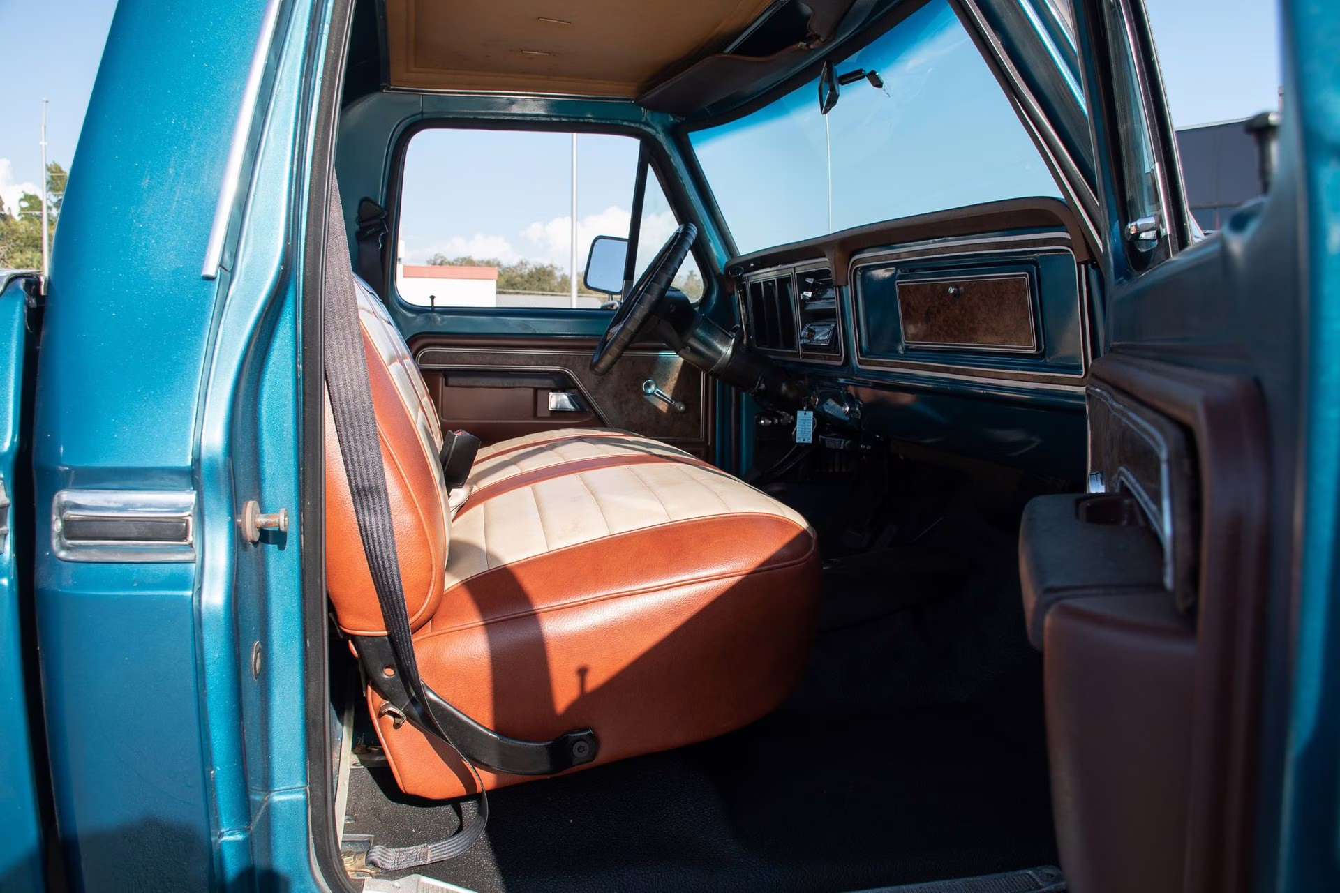 1978 Bright Aqua Glow Ford F-150