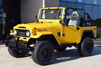 1970 Yellow Toyota Land Cruiser 4DR