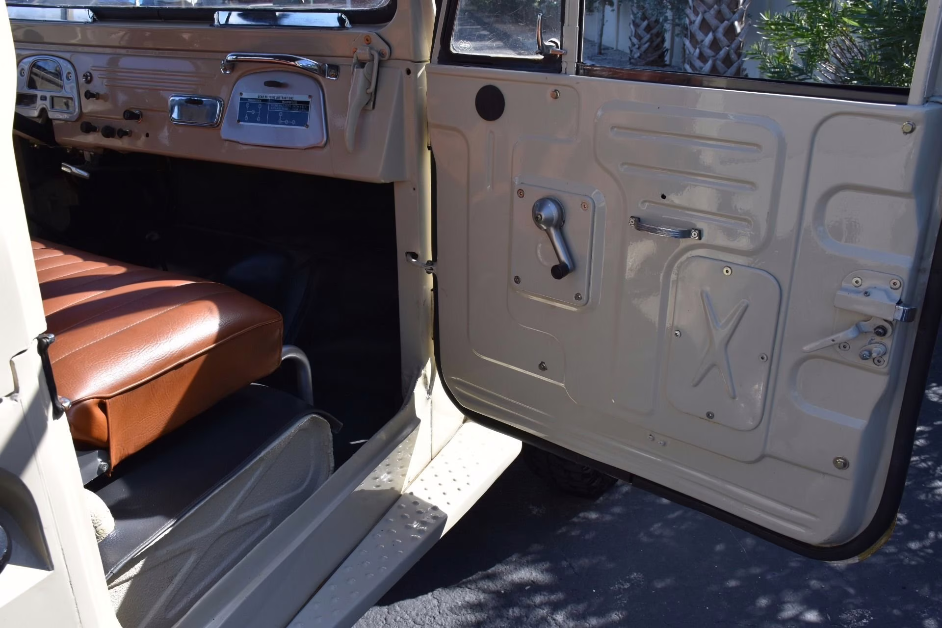 1967 Beige Toyota FJ40