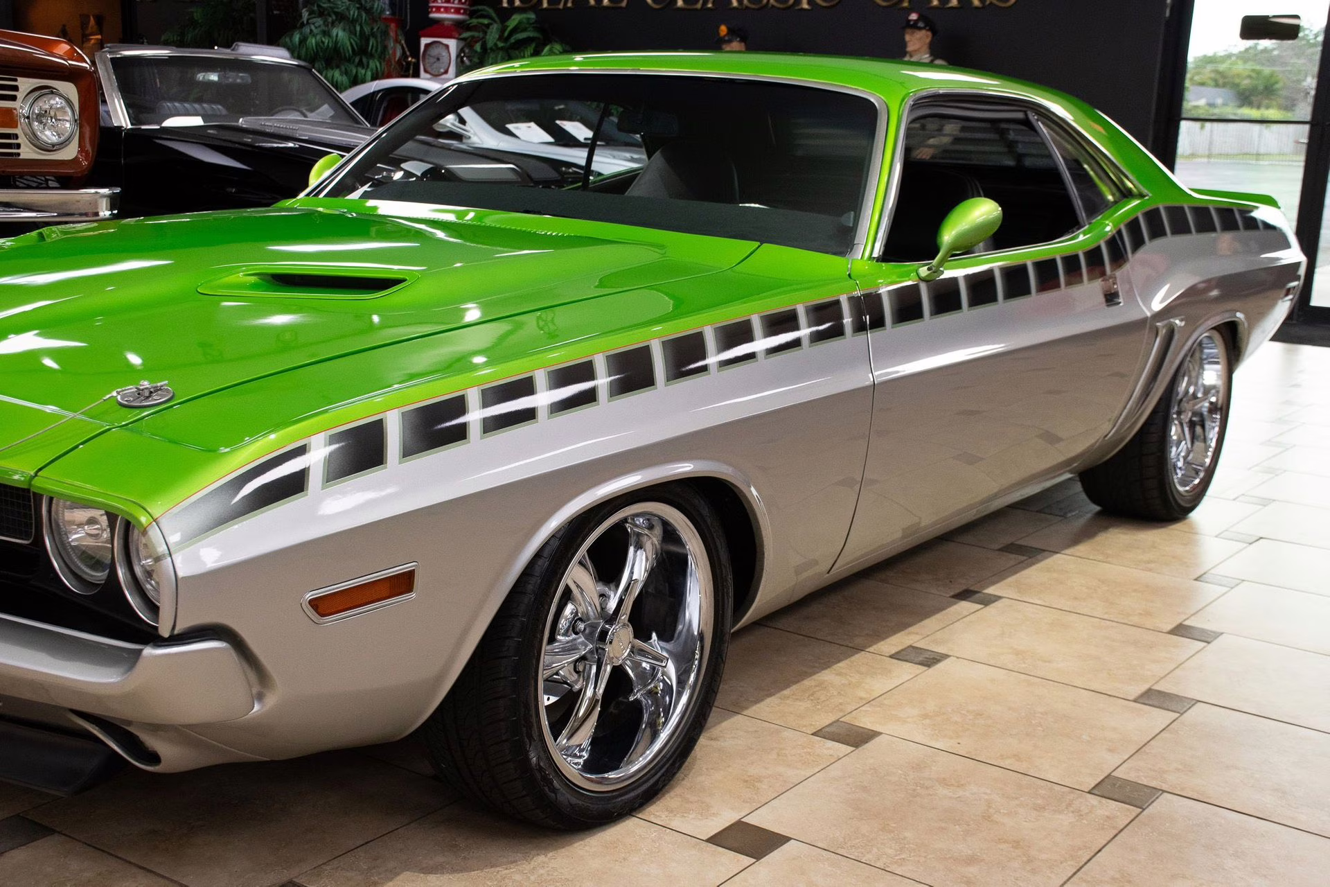 1971 Metallic Green &amp; Silver Dodge Challenger