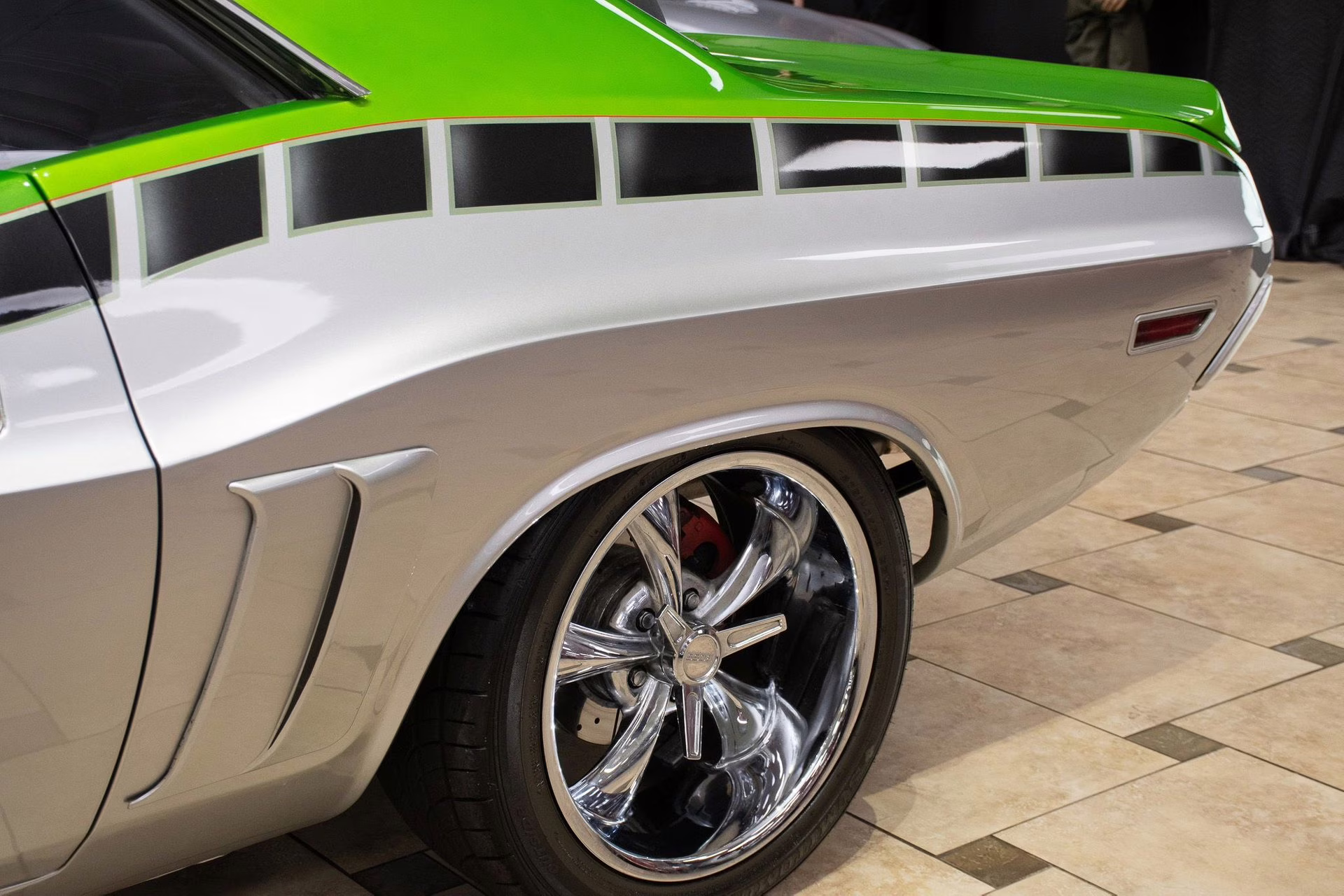 1971 Metallic Green &amp; Silver Dodge Challenger