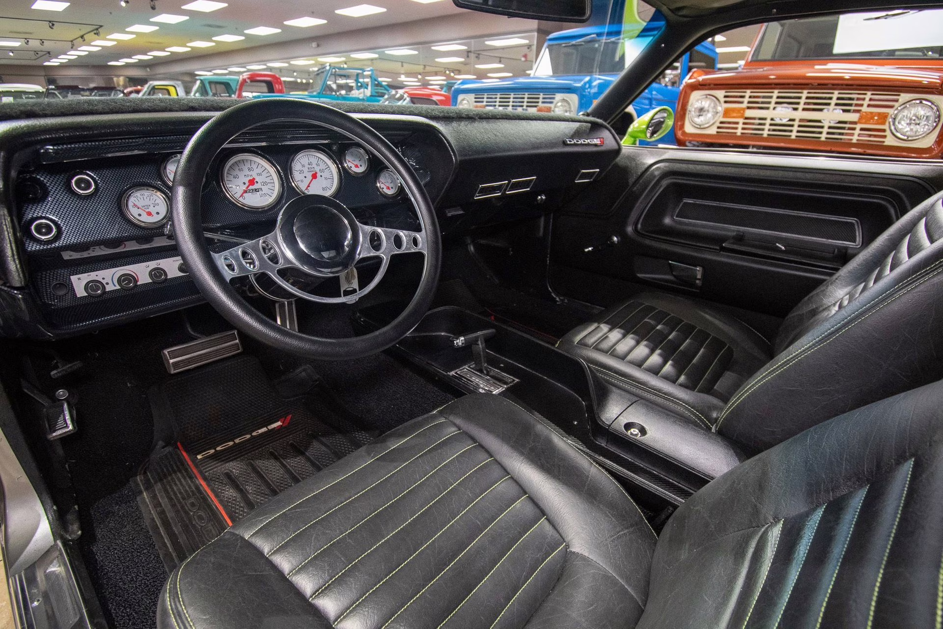 1971 Metallic Green &amp; Silver Dodge Challenger
