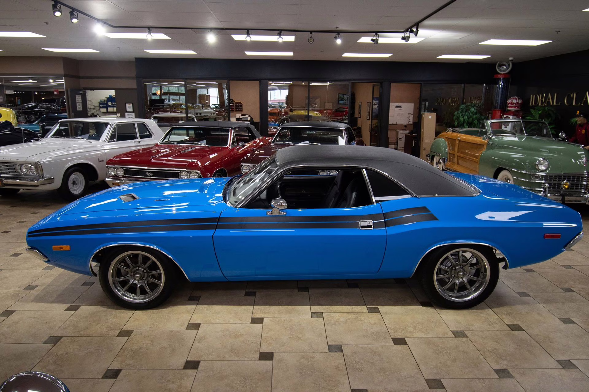 1972 Petty Blue Dodge Challenger