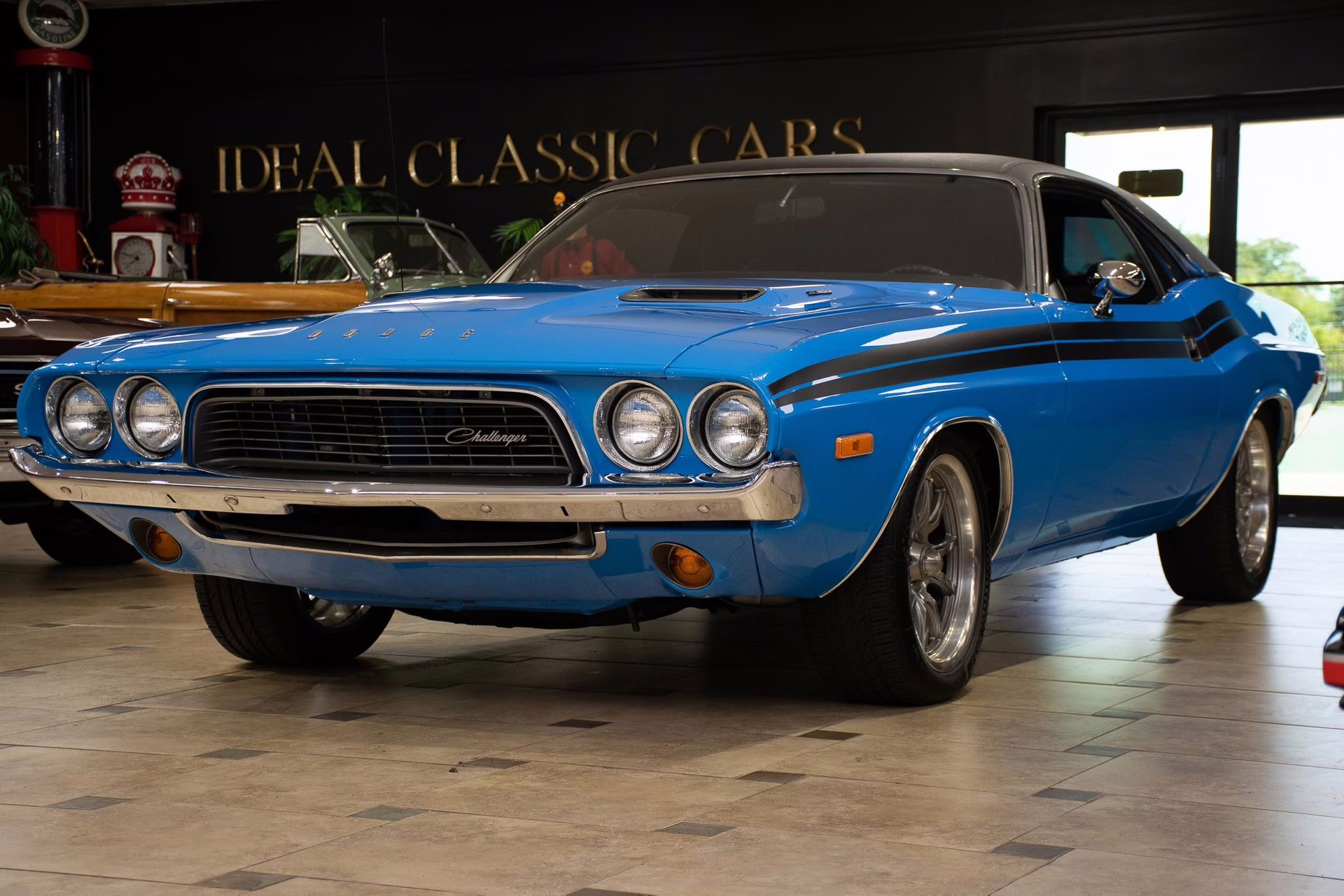 1972 Petty Blue Dodge Challenger