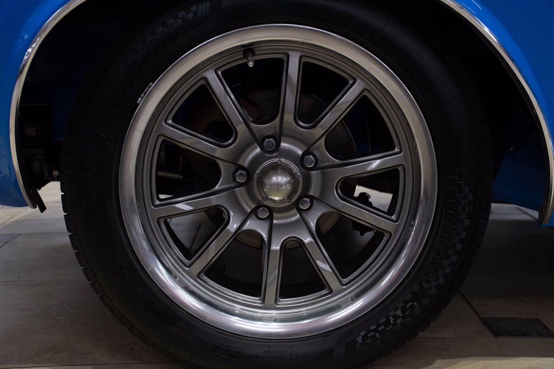 1972 Petty Blue Dodge Challenger