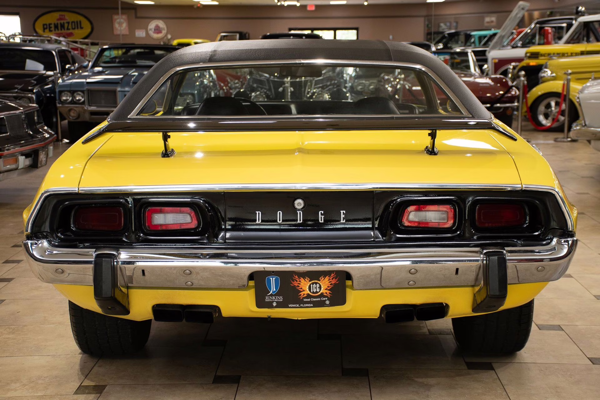 1973 Top Banana Dodge Challenger