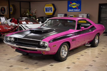 1970 FM3 Panther Pink Dodge Challenger