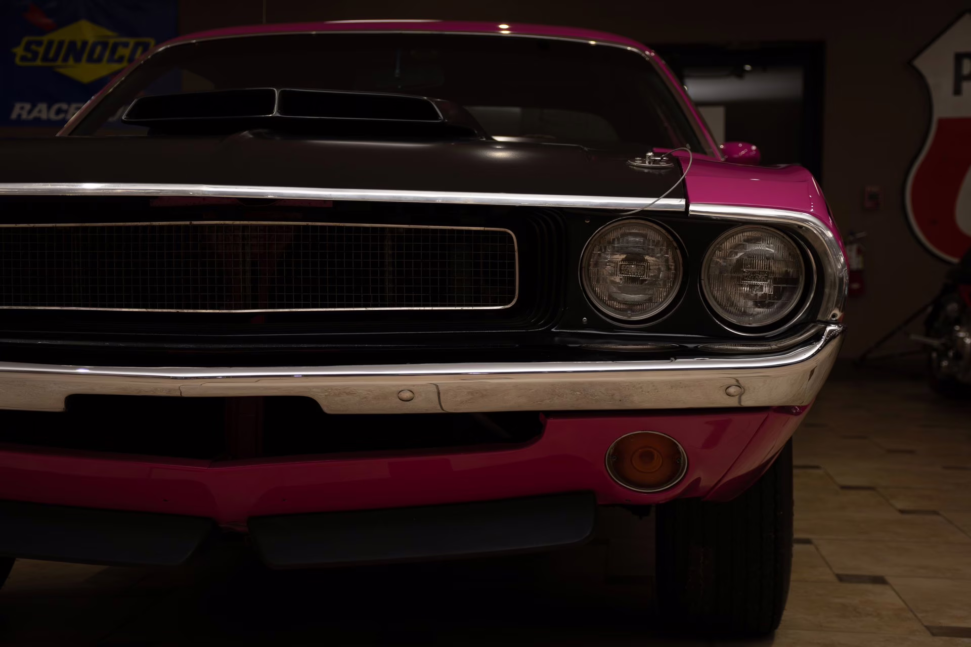 1970 FM3 Panther Pink Dodge Challenger