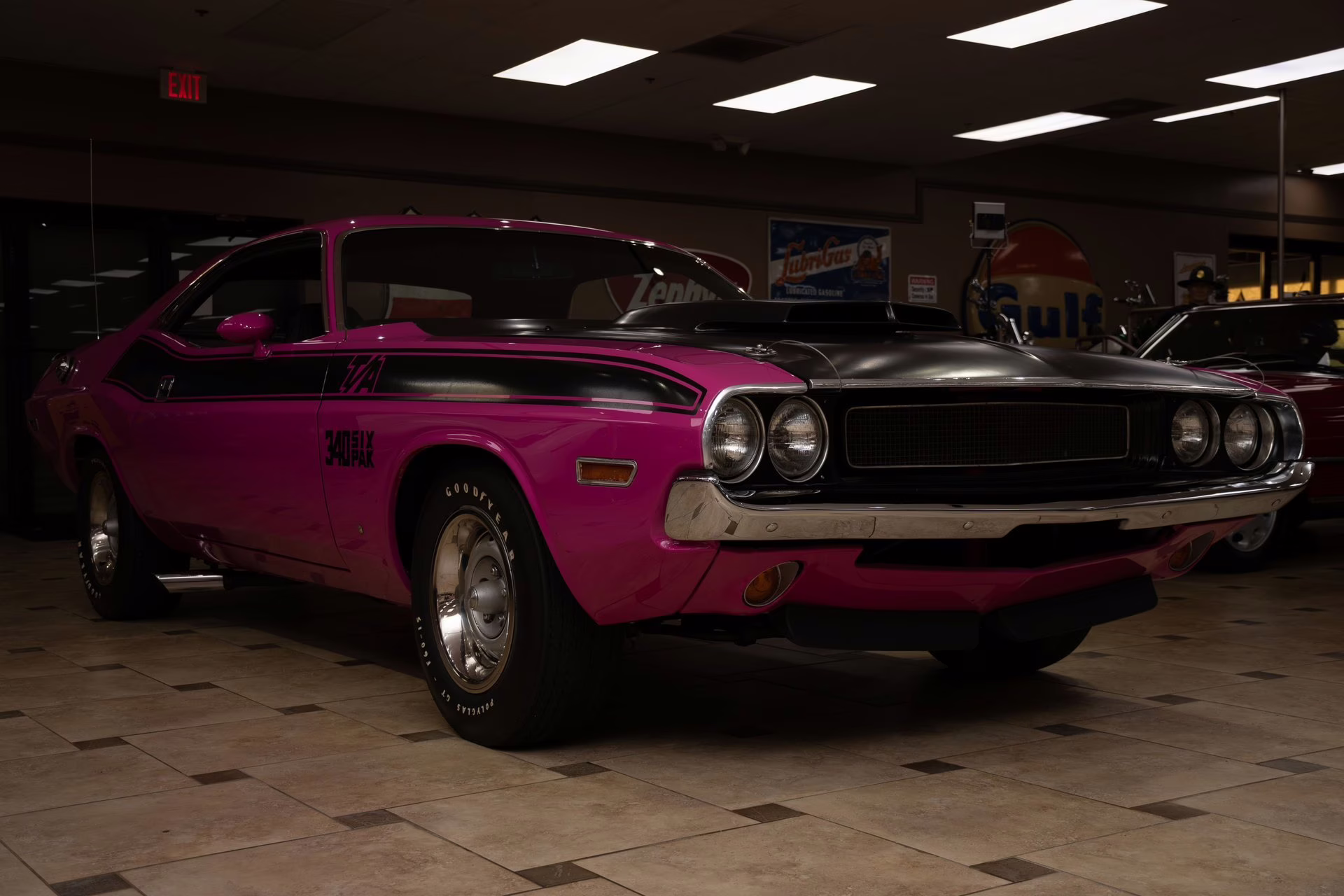 1970 FM3 Panther Pink Dodge Challenger