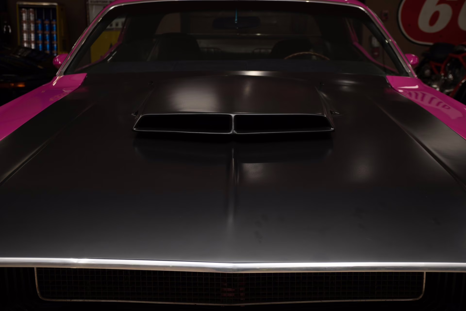 1970 FM3 Panther Pink Dodge Challenger