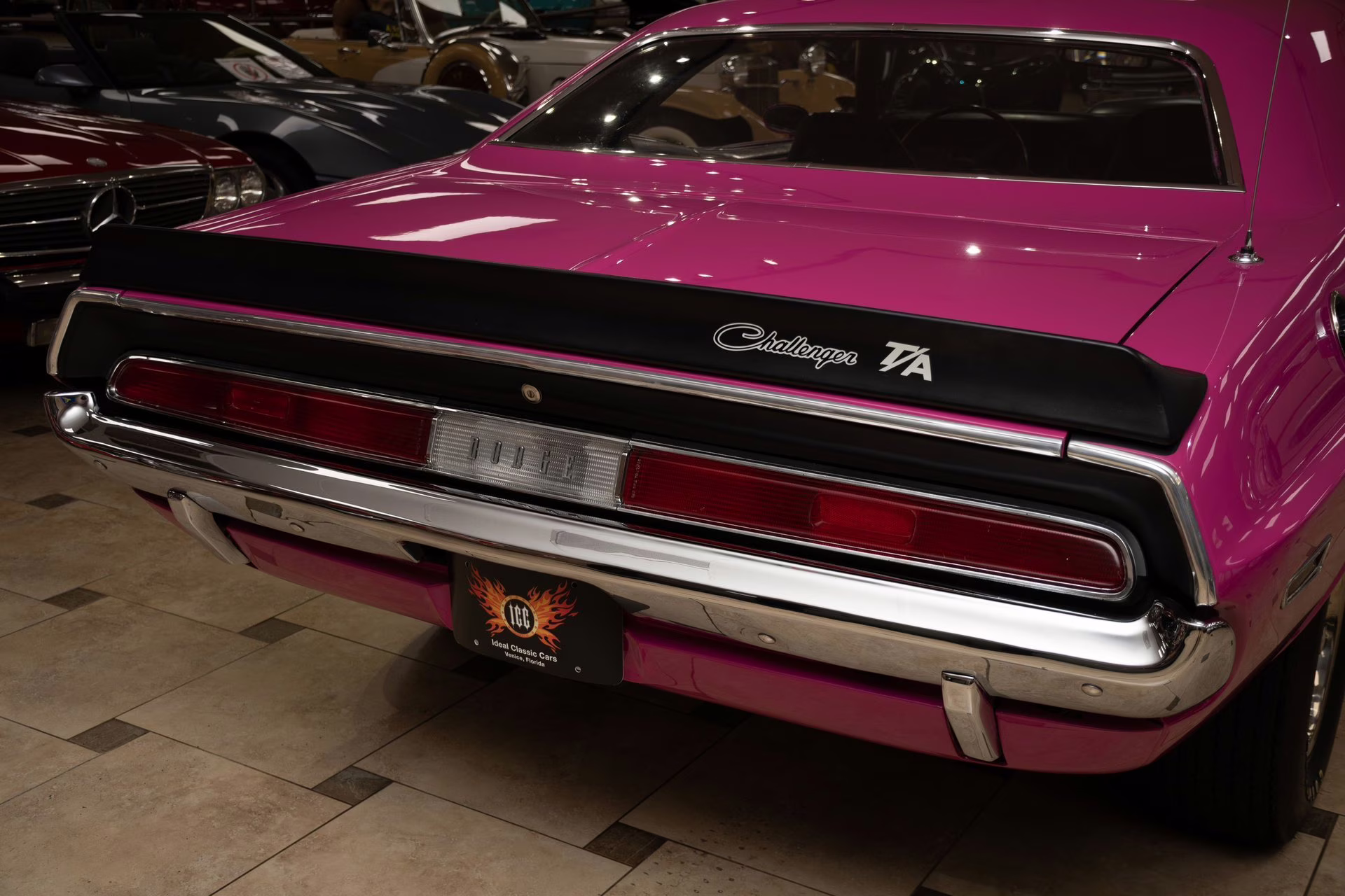 1970 FM3 Panther Pink Dodge Challenger
