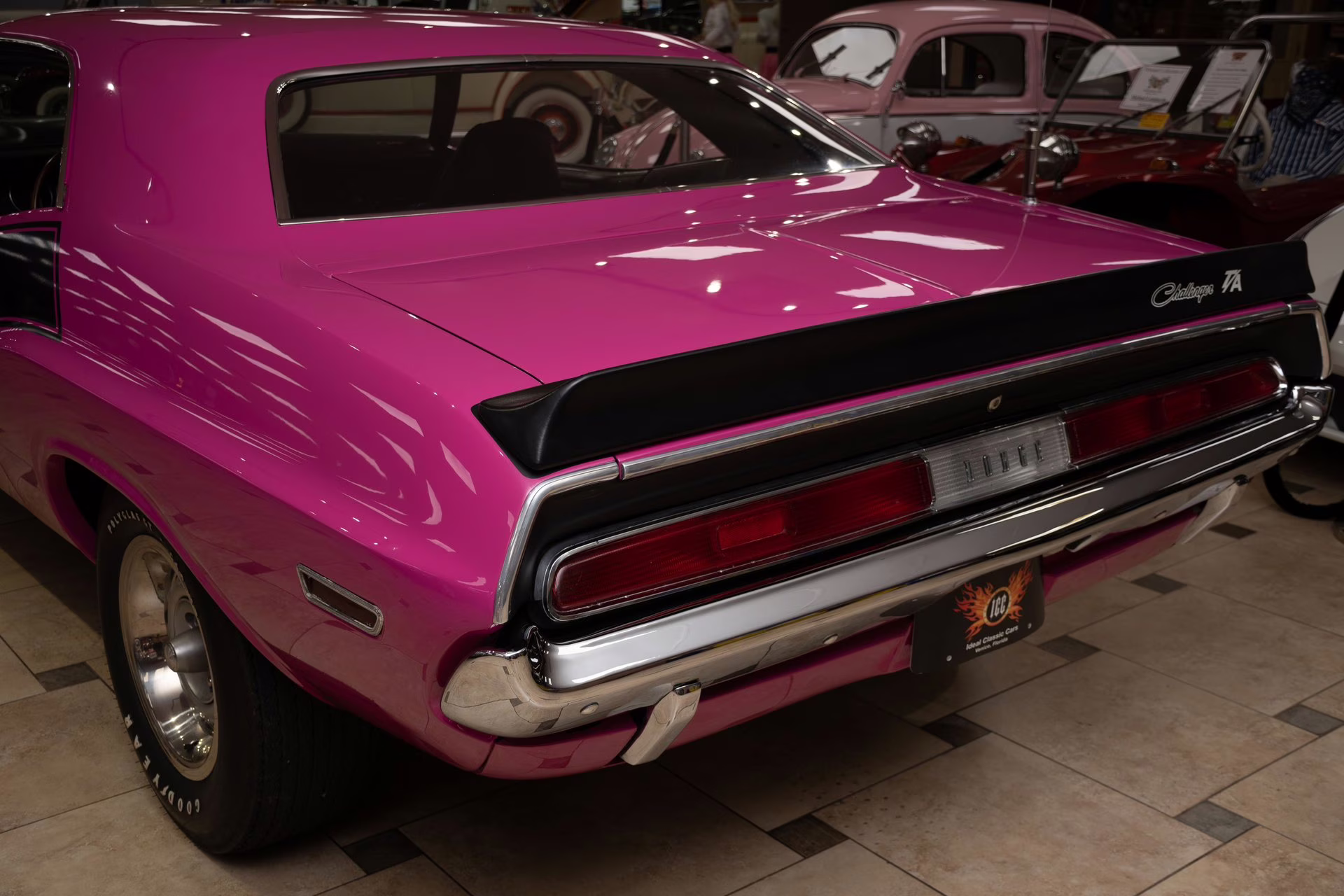 1970 FM3 Panther Pink Dodge Challenger