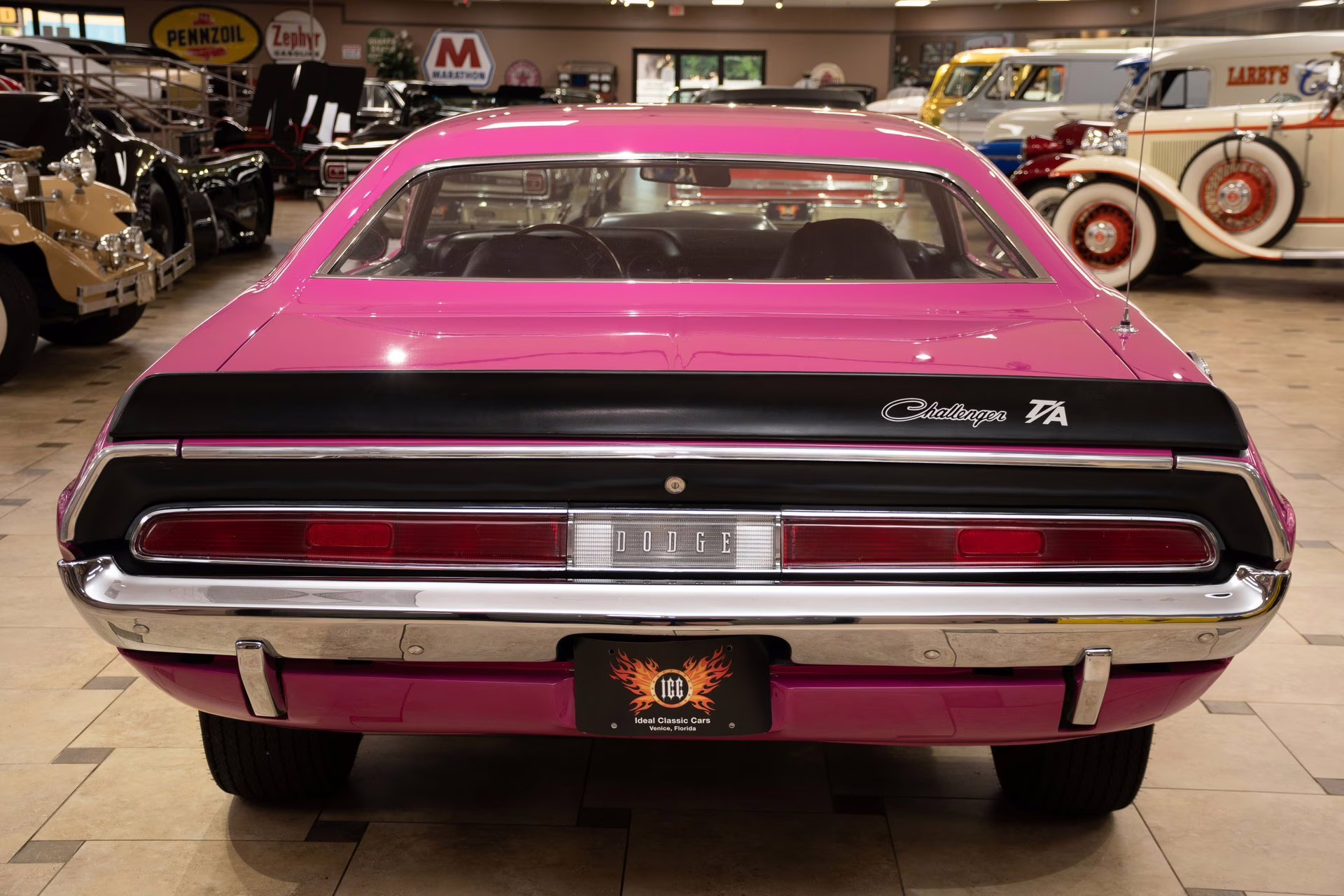 1970 FM3 Panther Pink Dodge Challenger