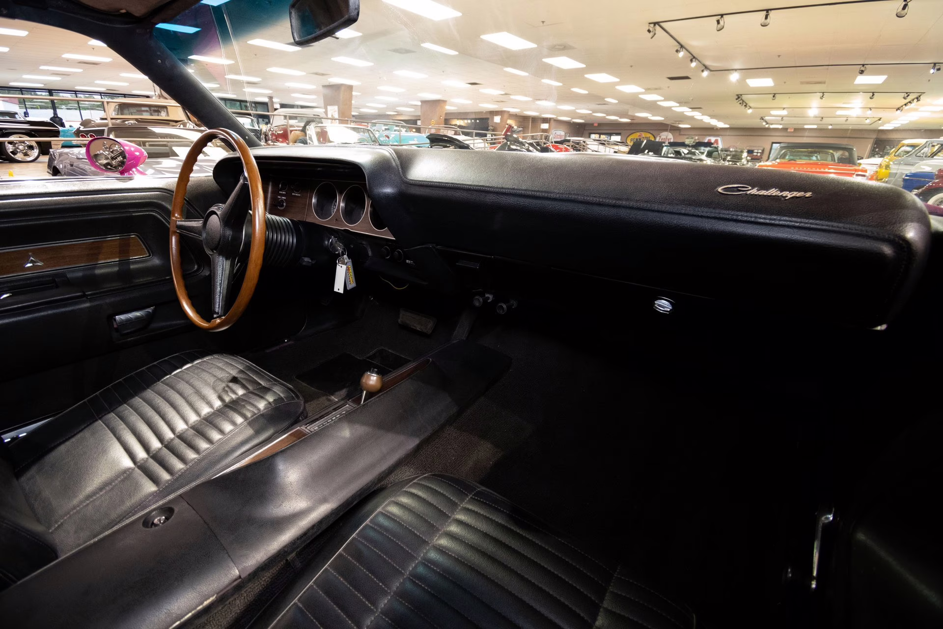 1970 FM3 Panther Pink Dodge Challenger