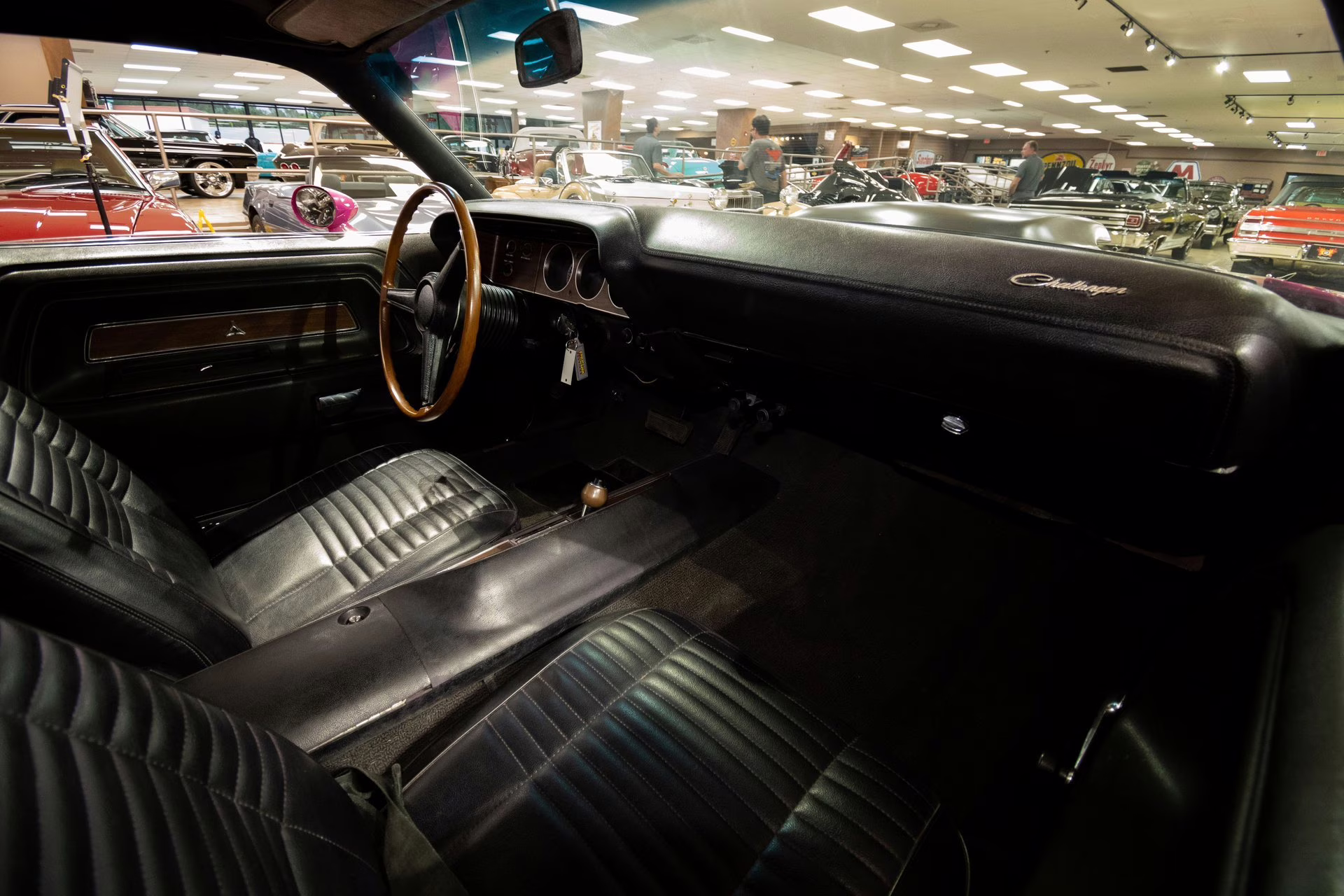 1970 FM3 Panther Pink Dodge Challenger