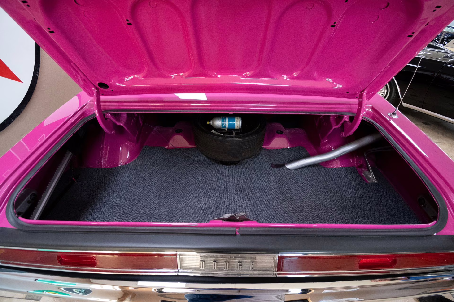 1970 FM3 Panther Pink Dodge Challenger