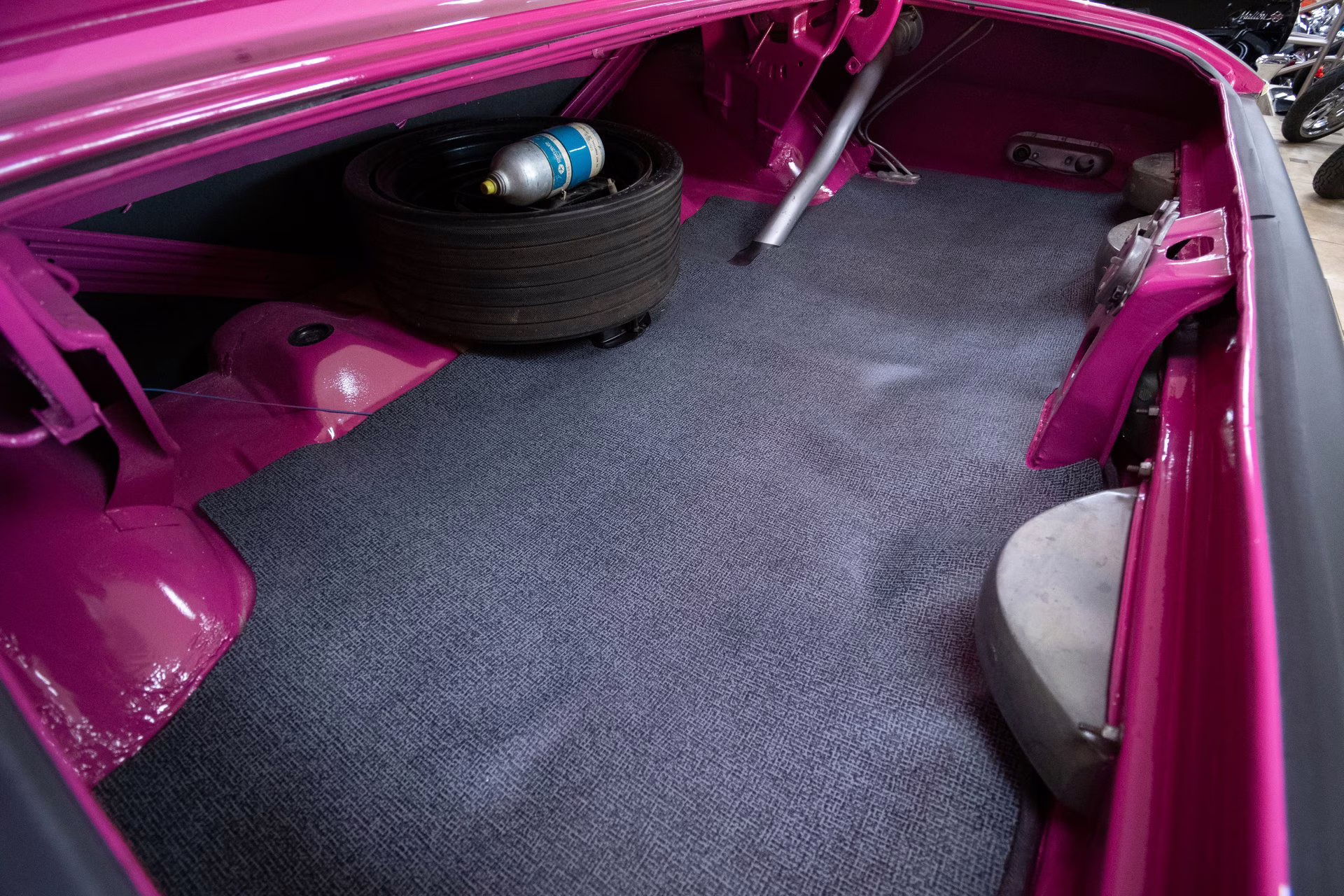 1970 FM3 Panther Pink Dodge Challenger